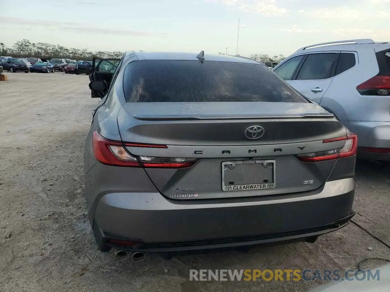 6 fotografías del automóvil dañado 4T1DAACK8SU510217 TOYOTA CAMRY 2025