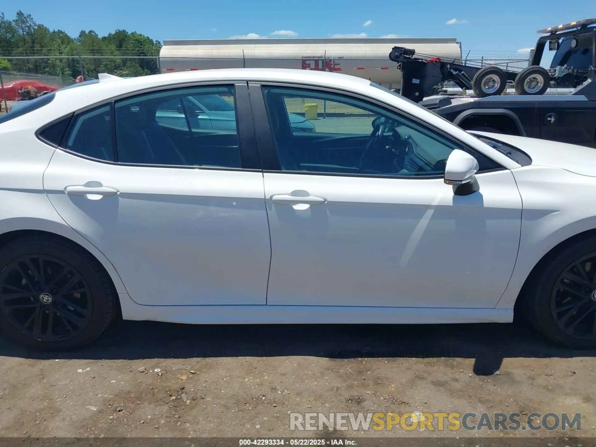 13 fotografías del automóvil dañado 4T1DAACK8SU517510 TOYOTA CAMRY 2025