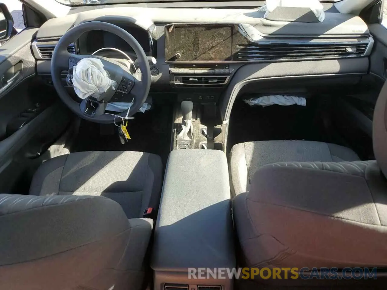 8 fotografías del automóvil dañado 4T1DAACK8SU518463 TOYOTA CAMRY 2025