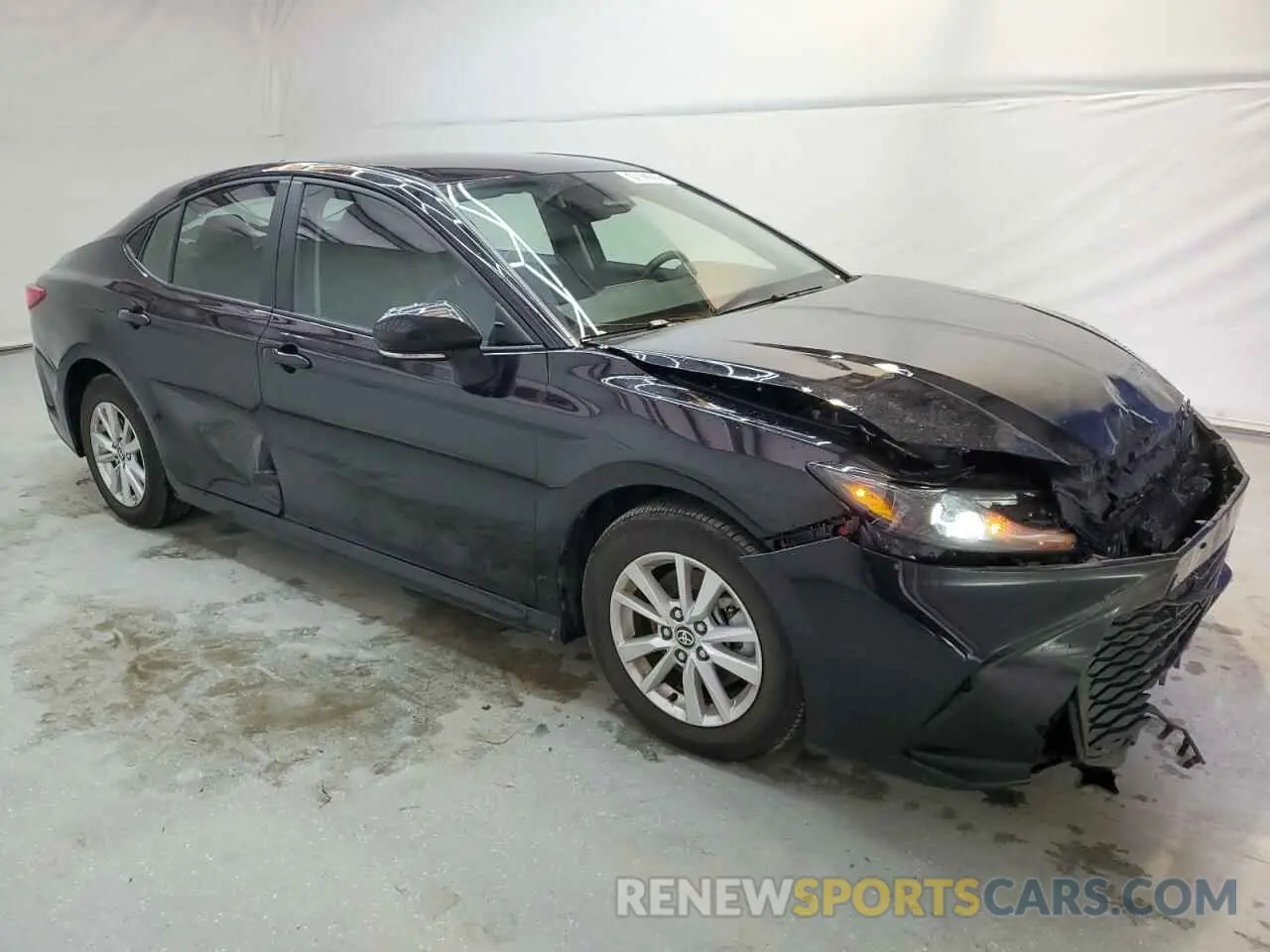 4 fotografías del automóvil dañado 4T1DAACK8SU520648 TOYOTA CAMRY 2025