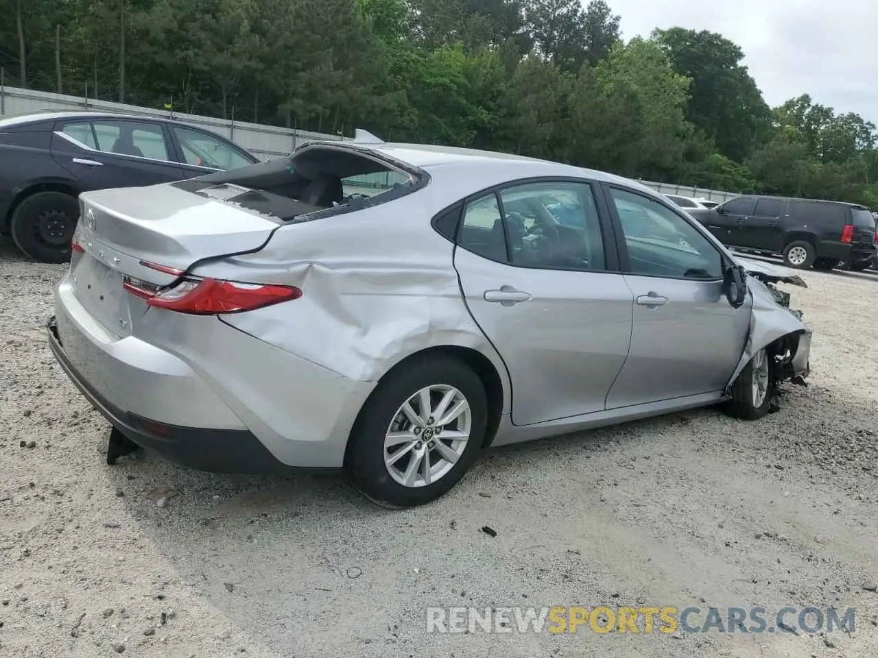 3 fotografías del automóvil dañado 4T1DAACK8SU525963 TOYOTA CAMRY 2025