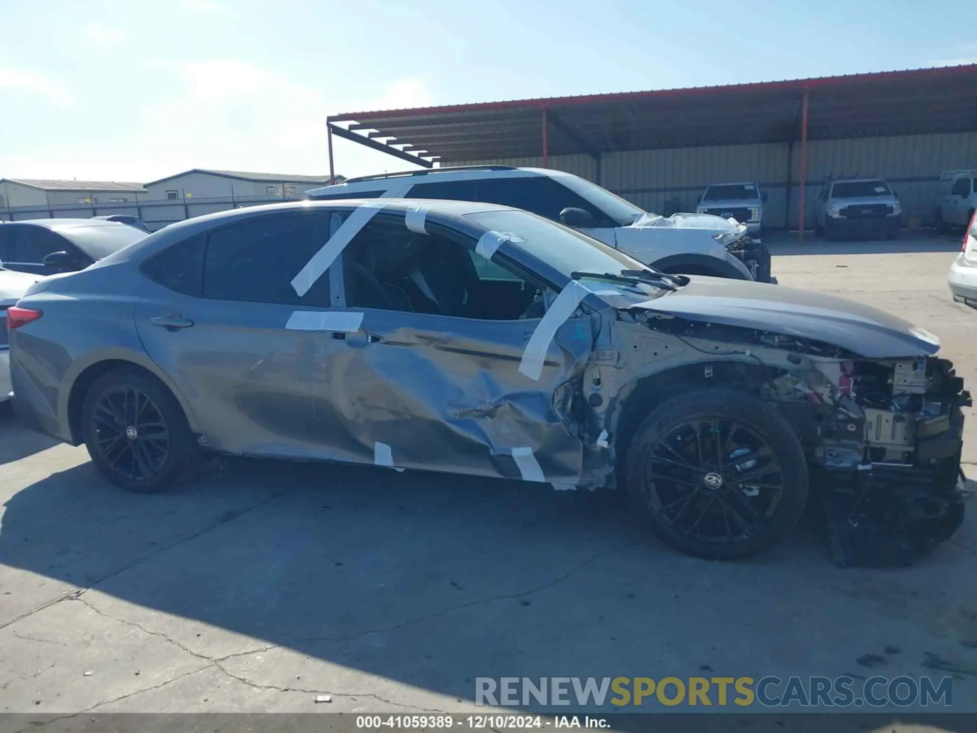 14 fotografías del automóvil dañado 4T1DAACK8SU530077 TOYOTA CAMRY 2025