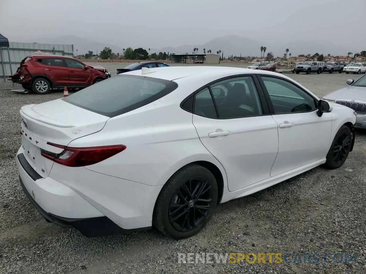 3 fotografías del automóvil dañado 4T1DAACK8SU539006 TOYOTA CAMRY 2025