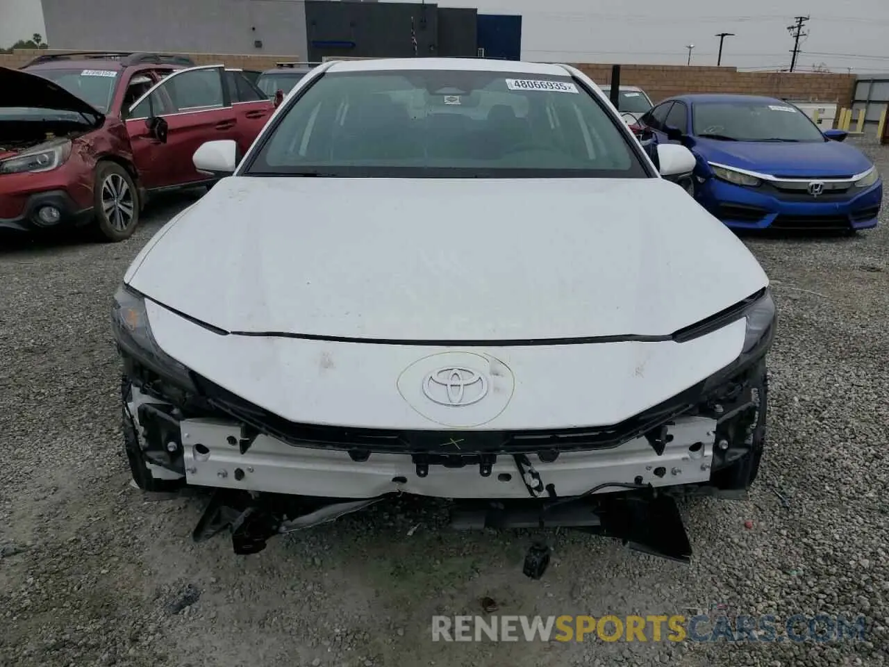 5 fotografías del automóvil dañado 4T1DAACK8SU539006 TOYOTA CAMRY 2025