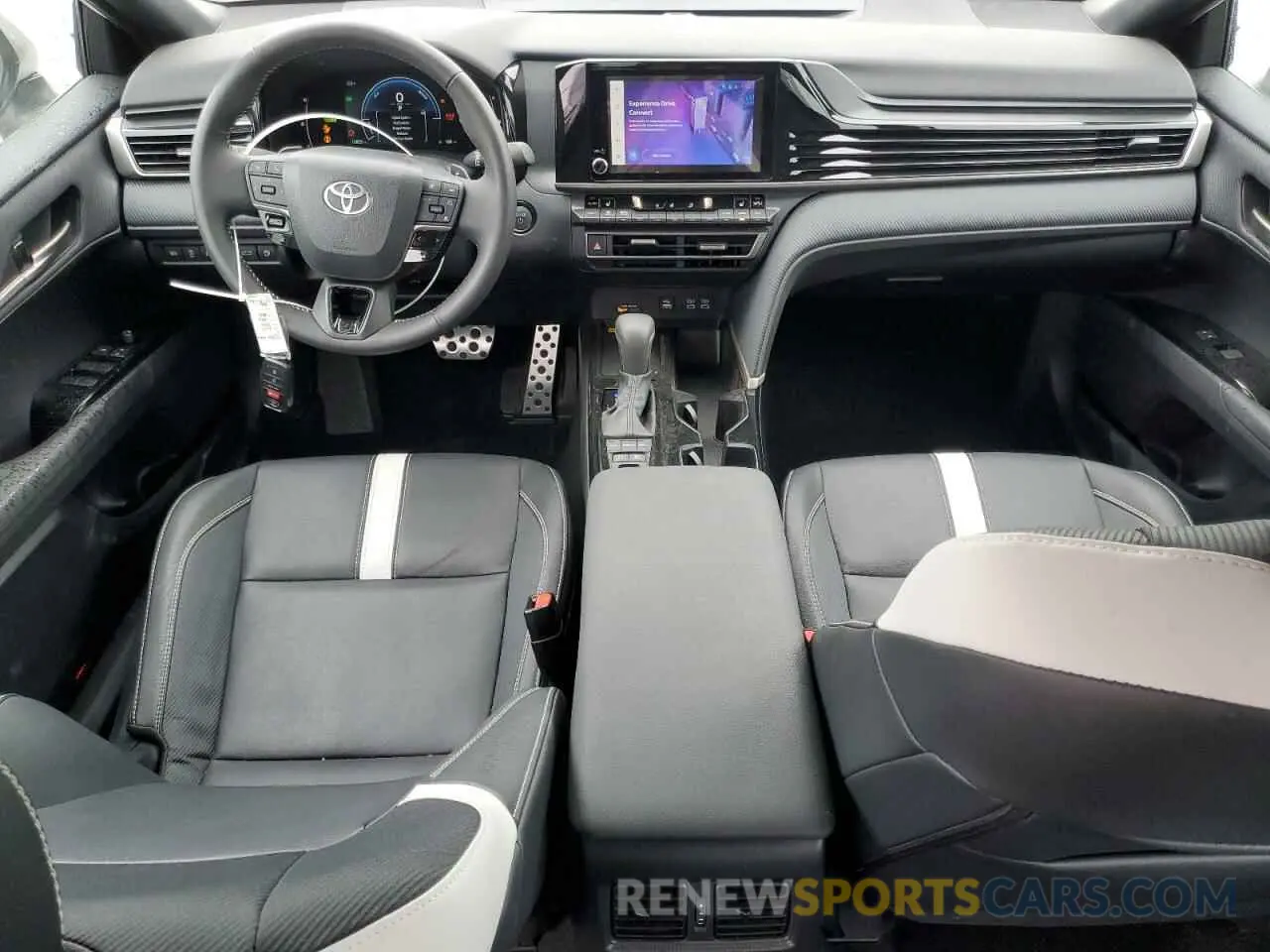 8 fotografías del automóvil dañado 4T1DAACK8SU539006 TOYOTA CAMRY 2025