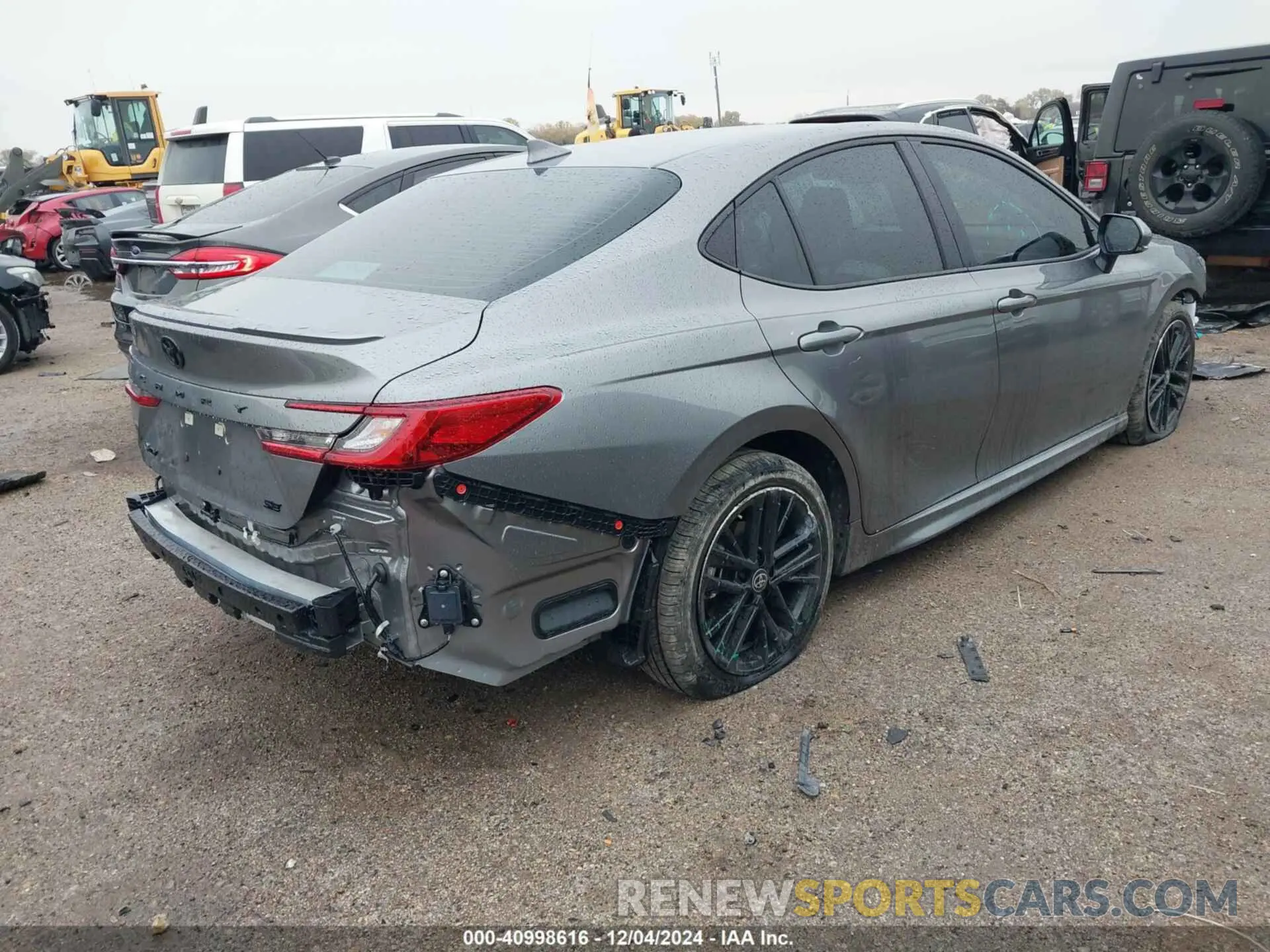 4 fotografías del automóvil dañado 4T1DAACK8SU543170 TOYOTA CAMRY 2025