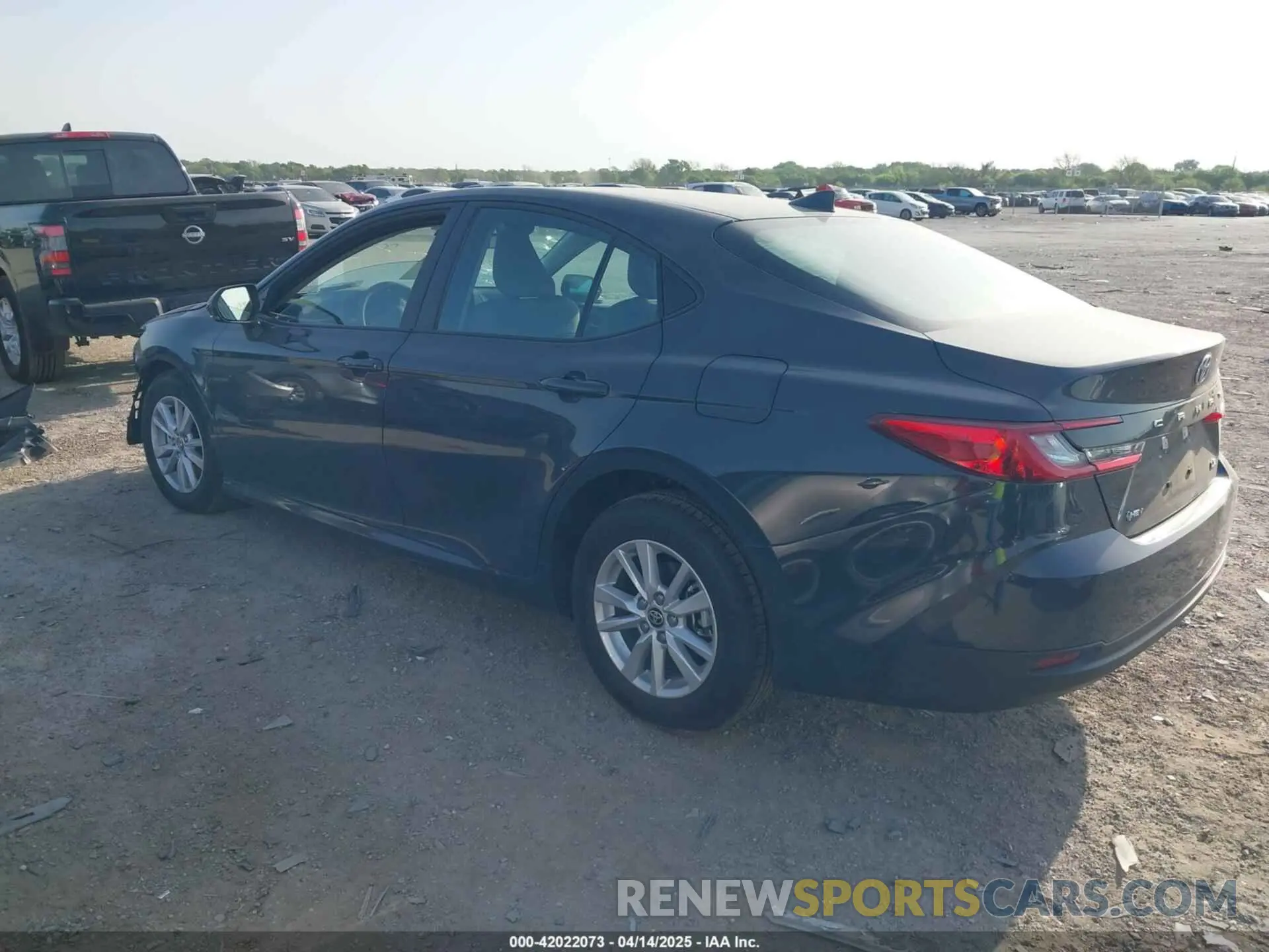 3 fotografías del automóvil dañado 4T1DAACK8SU589548 TOYOTA CAMRY 2025