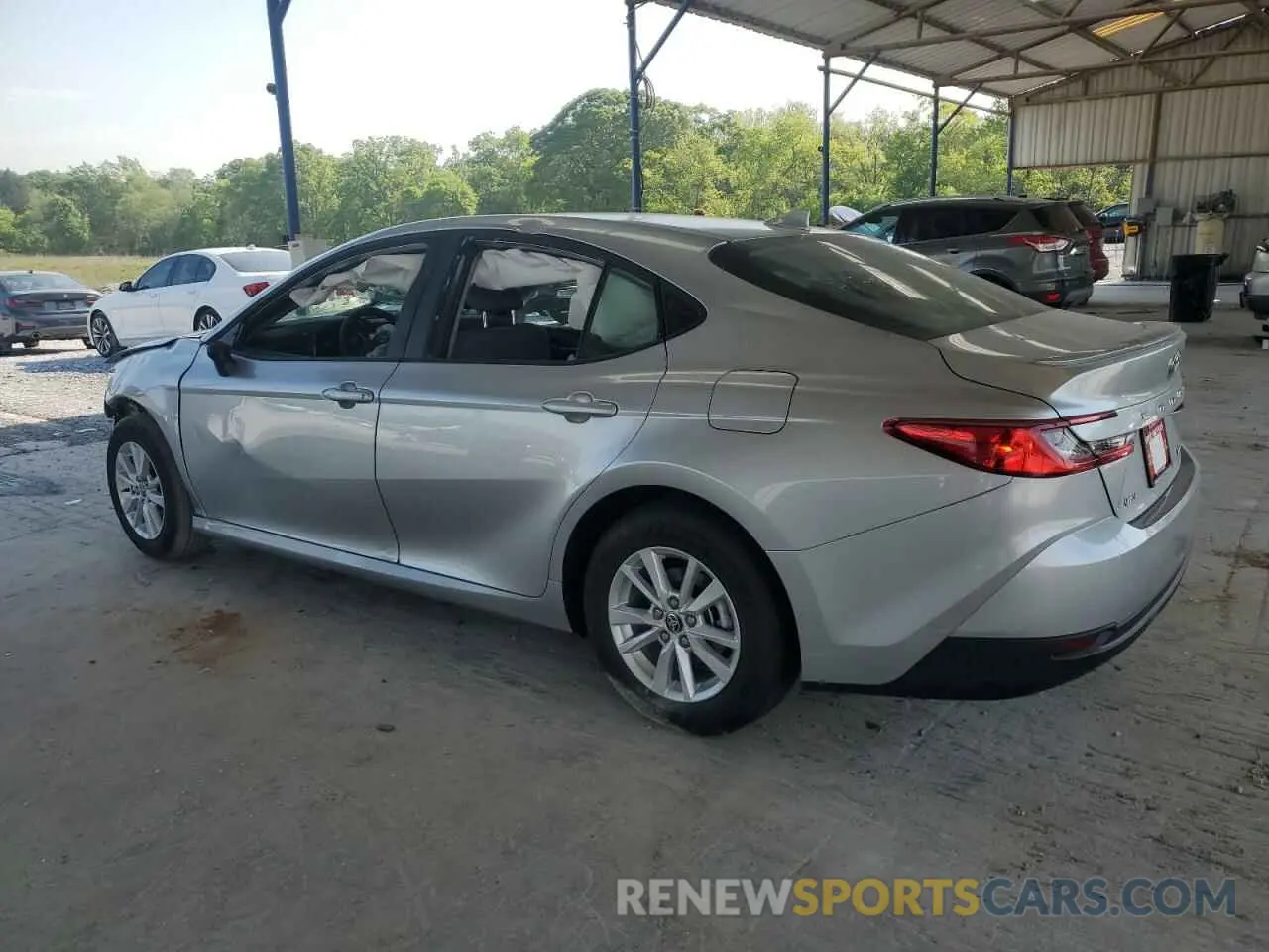 2 fotografías del automóvil dañado 4T1DAACK8SU599559 TOYOTA CAMRY 2025