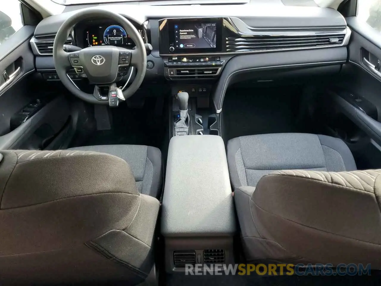 8 fotografías del automóvil dañado 4T1DAACK9SU009305 TOYOTA CAMRY 2025