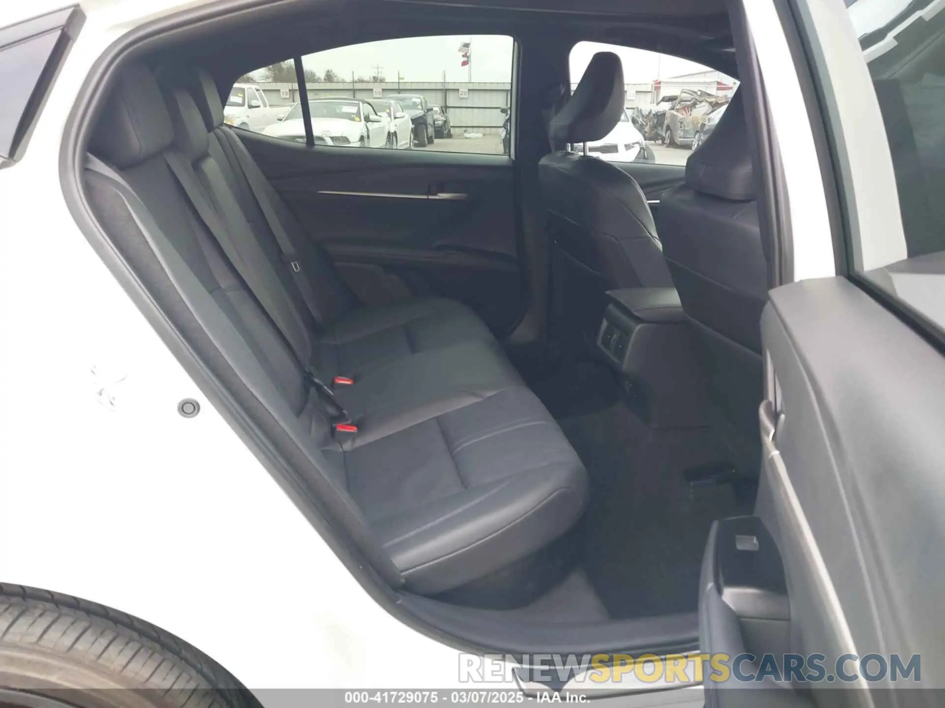 8 fotografías del automóvil dañado 4T1DAACK9SU018876 TOYOTA CAMRY 2025