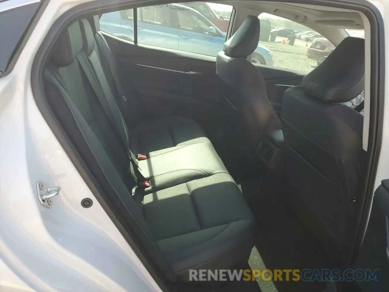 10 fotografías del automóvil dañado 4T1DAACK9SU054048 TOYOTA CAMRY 2025