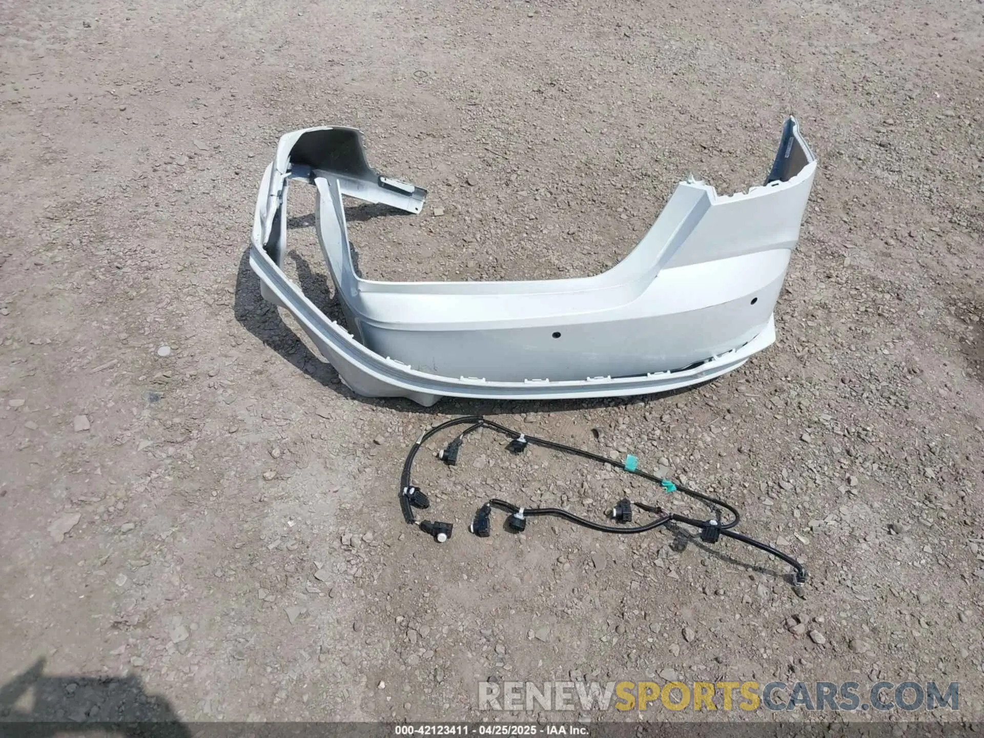 12 fotografías del automóvil dañado 4T1DAACK9SU057936 TOYOTA CAMRY 2025