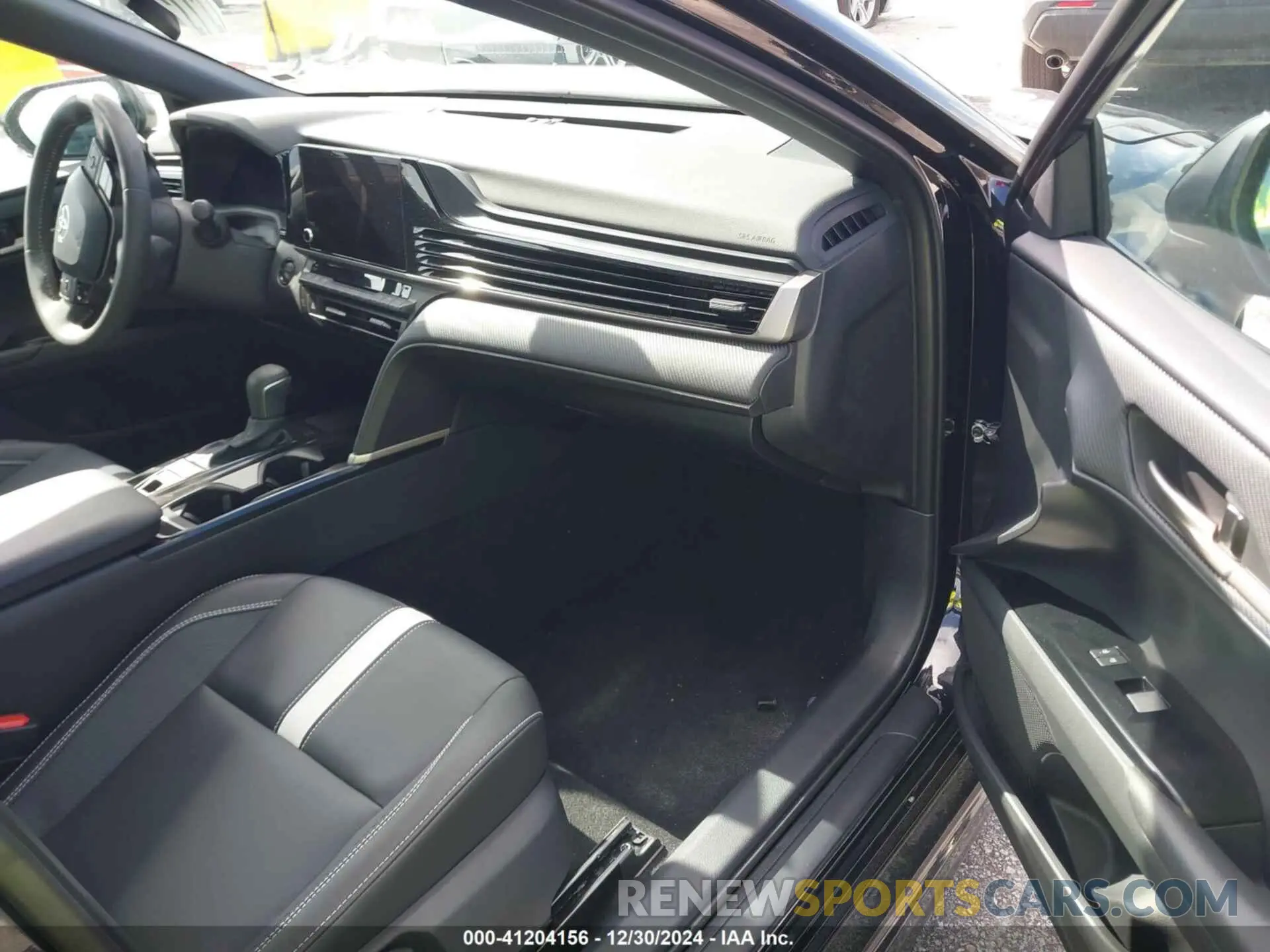 5 fotografías del automóvil dañado 4T1DAACK9SU064336 TOYOTA CAMRY 2025