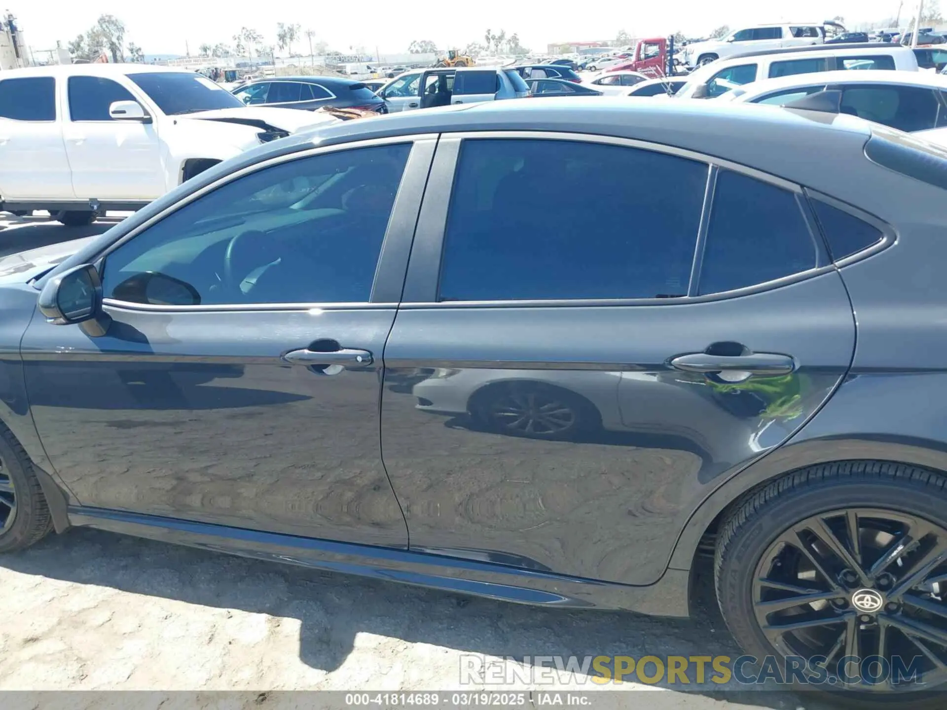 14 fotografías del automóvil dañado 4T1DAACK9SU070427 TOYOTA CAMRY 2025