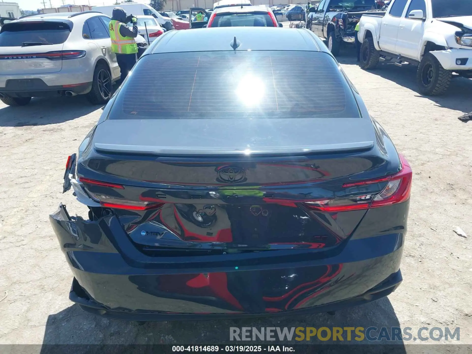 16 fotografías del automóvil dañado 4T1DAACK9SU070427 TOYOTA CAMRY 2025