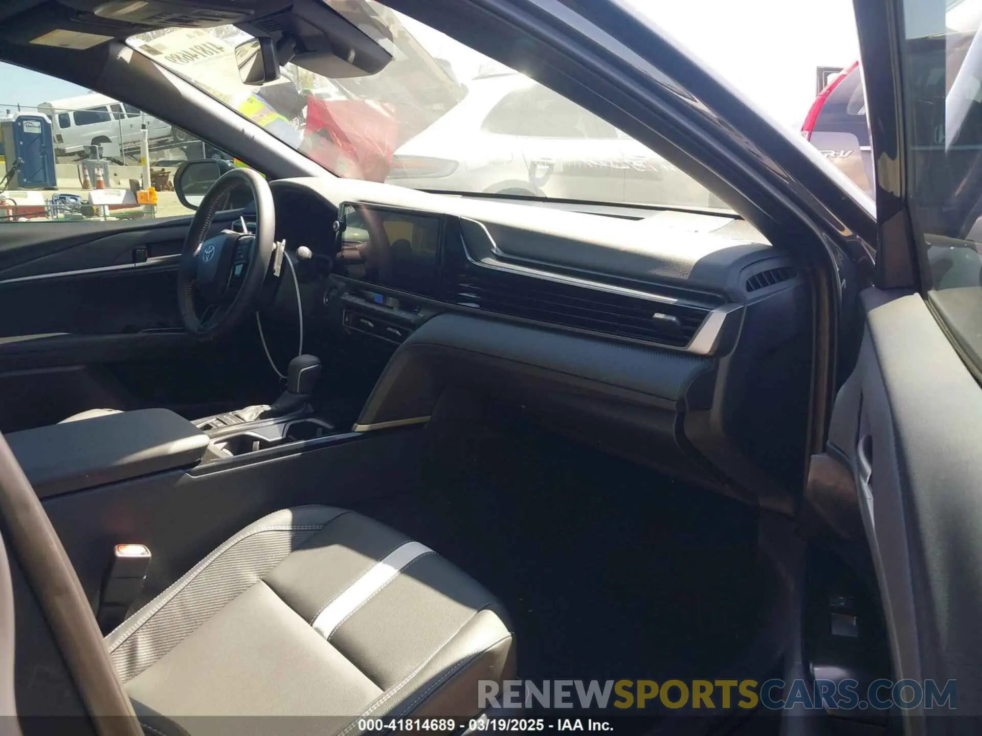 5 fotografías del automóvil dañado 4T1DAACK9SU070427 TOYOTA CAMRY 2025