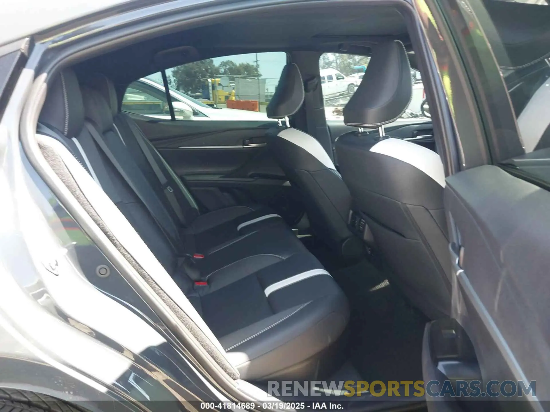 8 fotografías del automóvil dañado 4T1DAACK9SU070427 TOYOTA CAMRY 2025