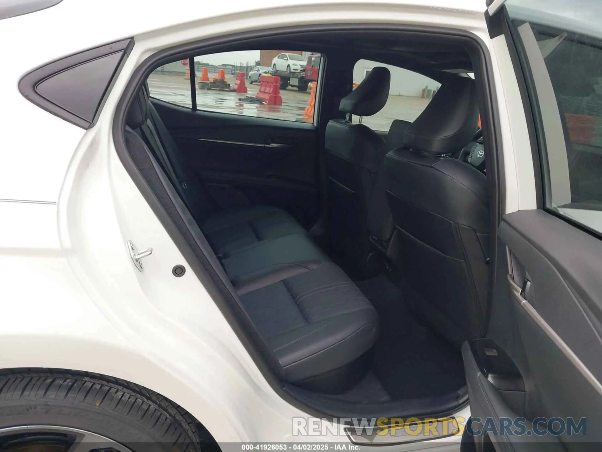 8 fotografías del automóvil dañado 4T1DAACK9SU084151 TOYOTA CAMRY 2025