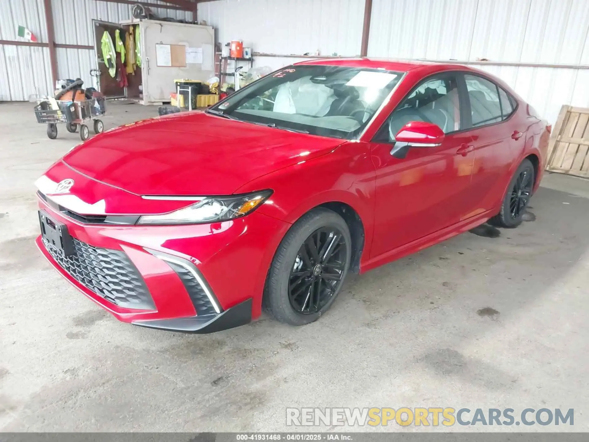 2 fotografías del automóvil dañado 4T1DAACK9SU097515 TOYOTA CAMRY 2025