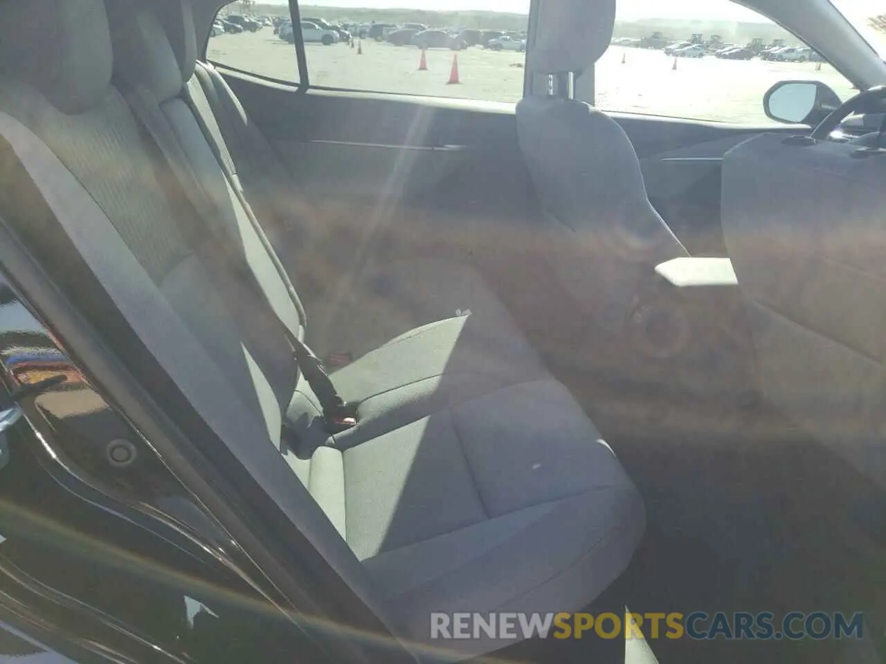 10 fotografías del automóvil dañado 4T1DAACK9SU508072 TOYOTA CAMRY 2025