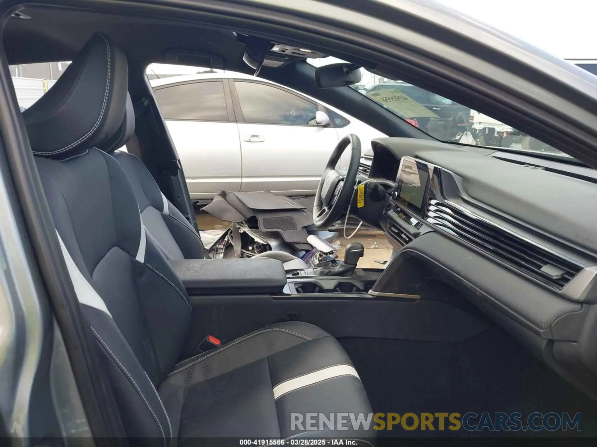 5 fotografías del automóvil dañado 4T1DAACK9SU511344 TOYOTA CAMRY 2025
