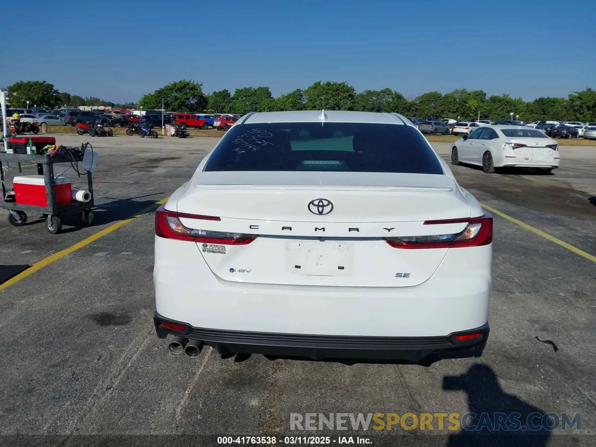 16 fotografías del automóvil dañado 4T1DAACK9SU517144 TOYOTA CAMRY 2025