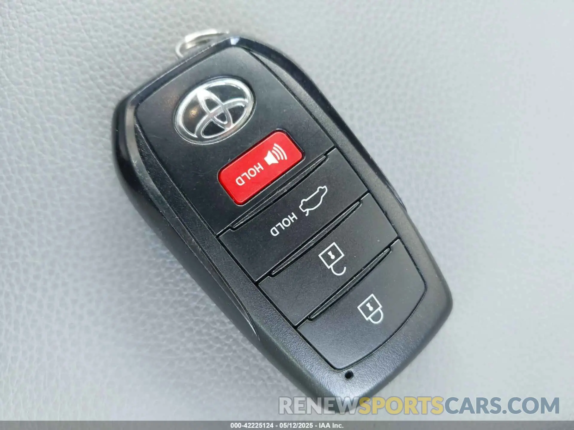 11 fotografías del automóvil dañado 4T1DAACK9SU518259 TOYOTA CAMRY 2025