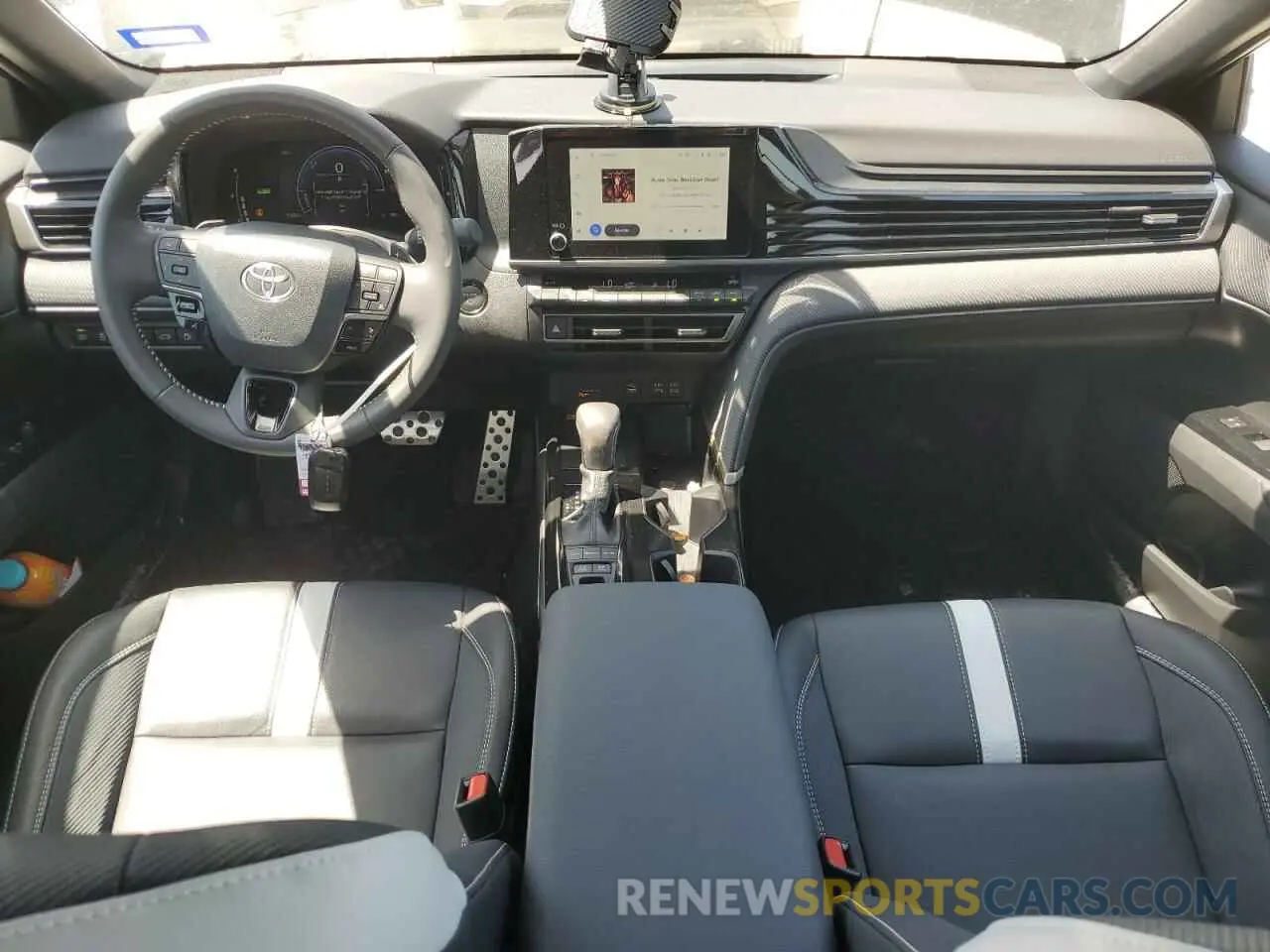 8 fotografías del automóvil dañado 4T1DAACK9SU533831 TOYOTA CAMRY 2025