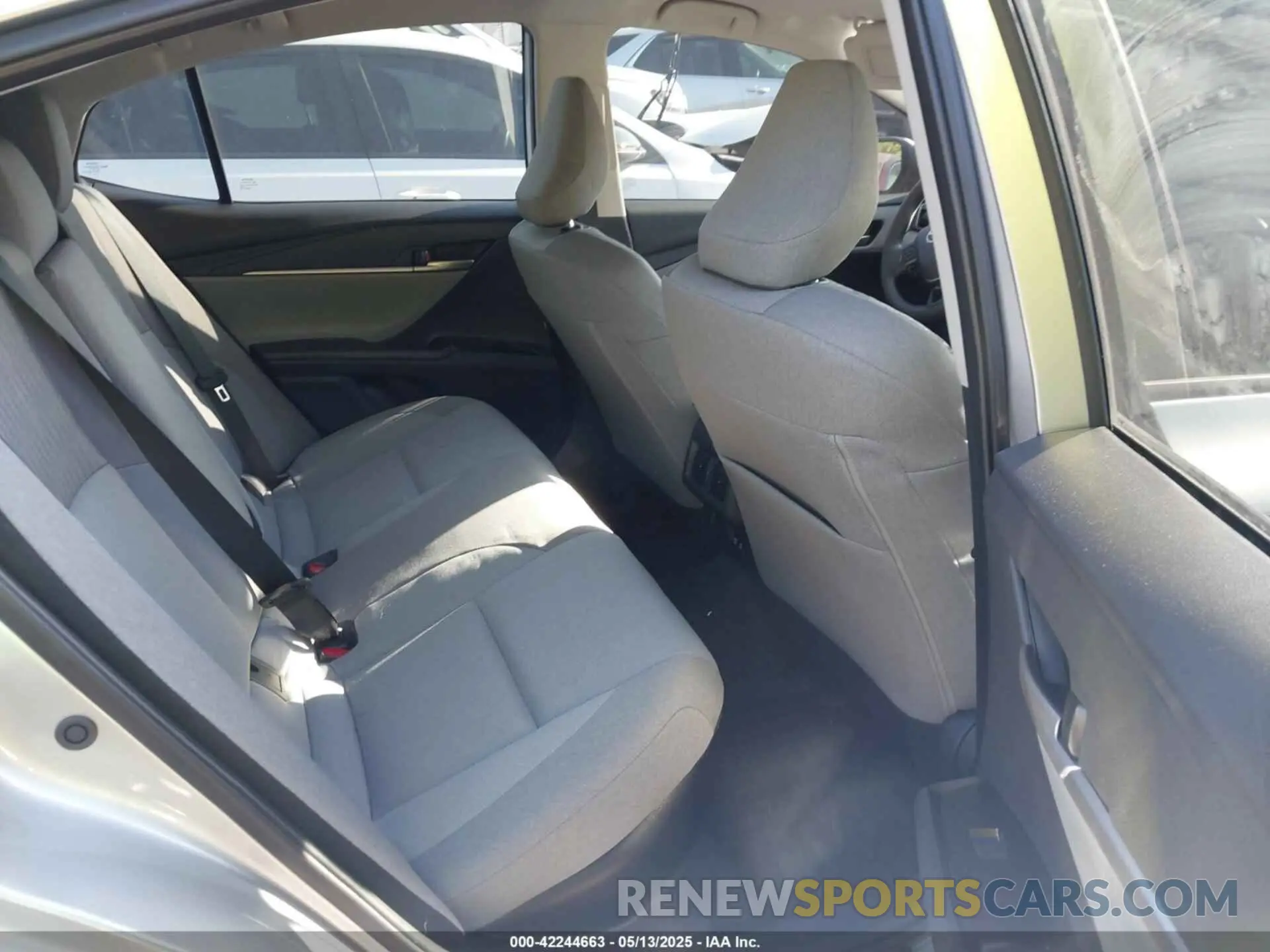 8 fotografías del automóvil dañado 4T1DAACK9SU560009 TOYOTA CAMRY 2025
