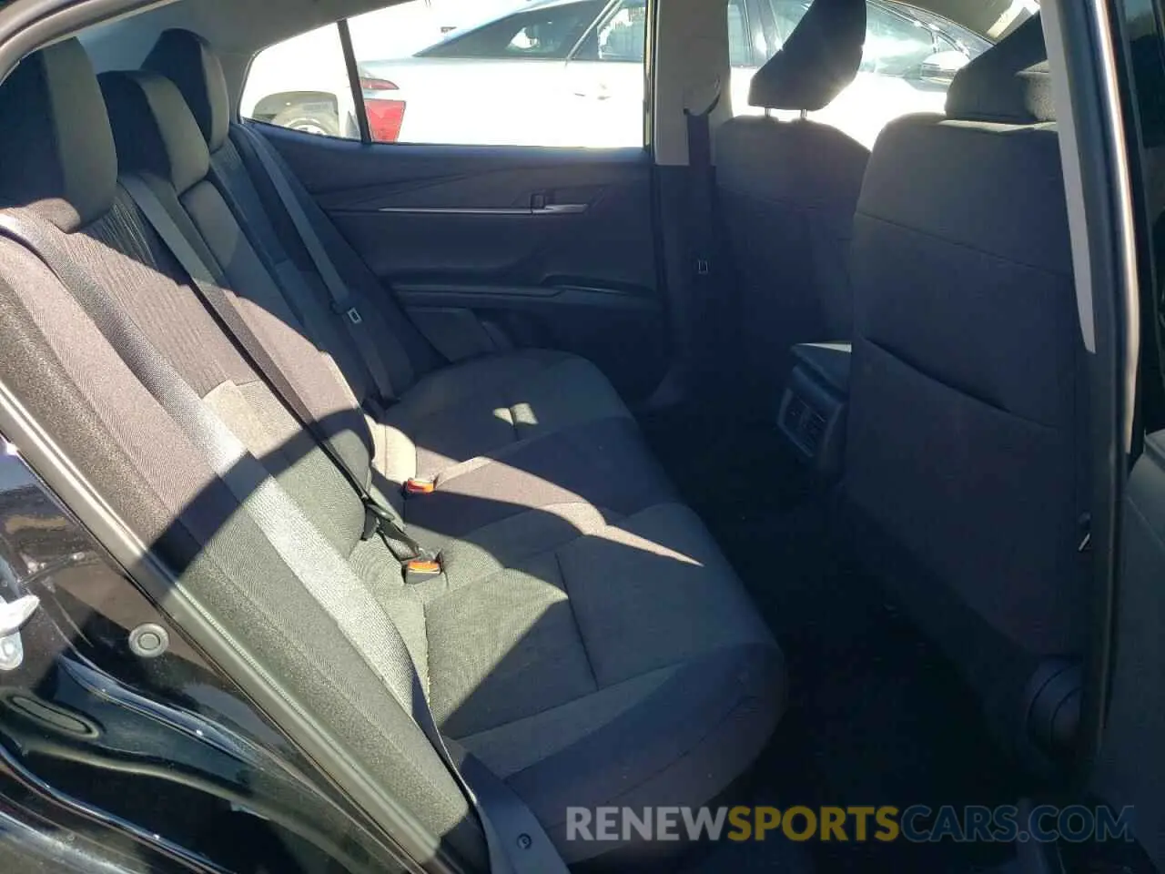10 fotografías del automóvil dañado 4T1DAACKXSU007207 TOYOTA CAMRY 2025