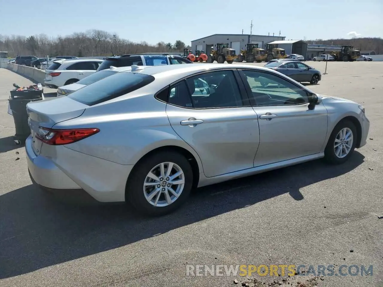 3 fotografías del automóvil dañado 4T1DAACKXSU020216 TOYOTA CAMRY 2025