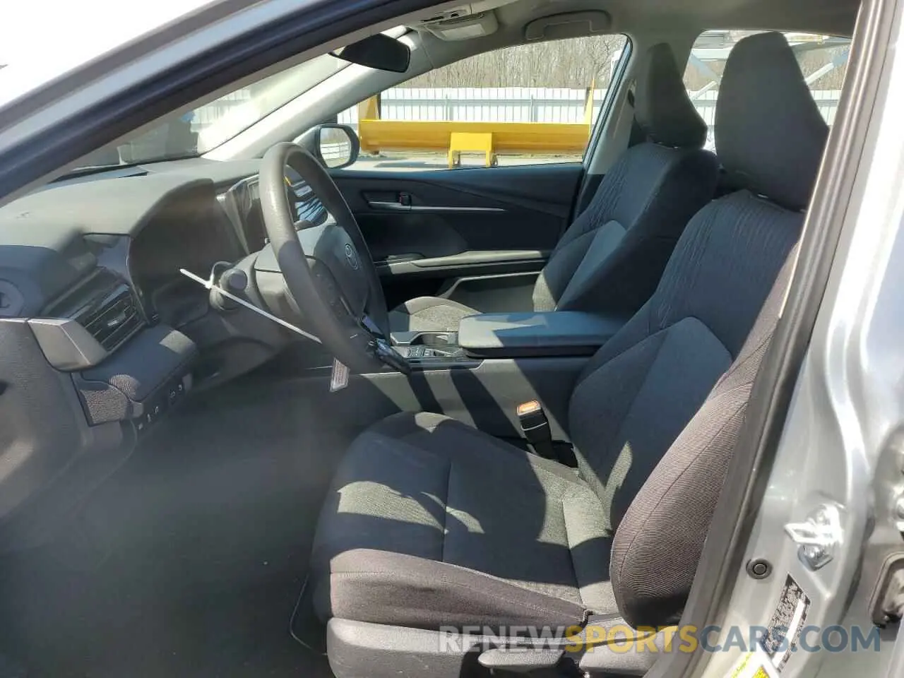 7 fotografías del automóvil dañado 4T1DAACKXSU020216 TOYOTA CAMRY 2025