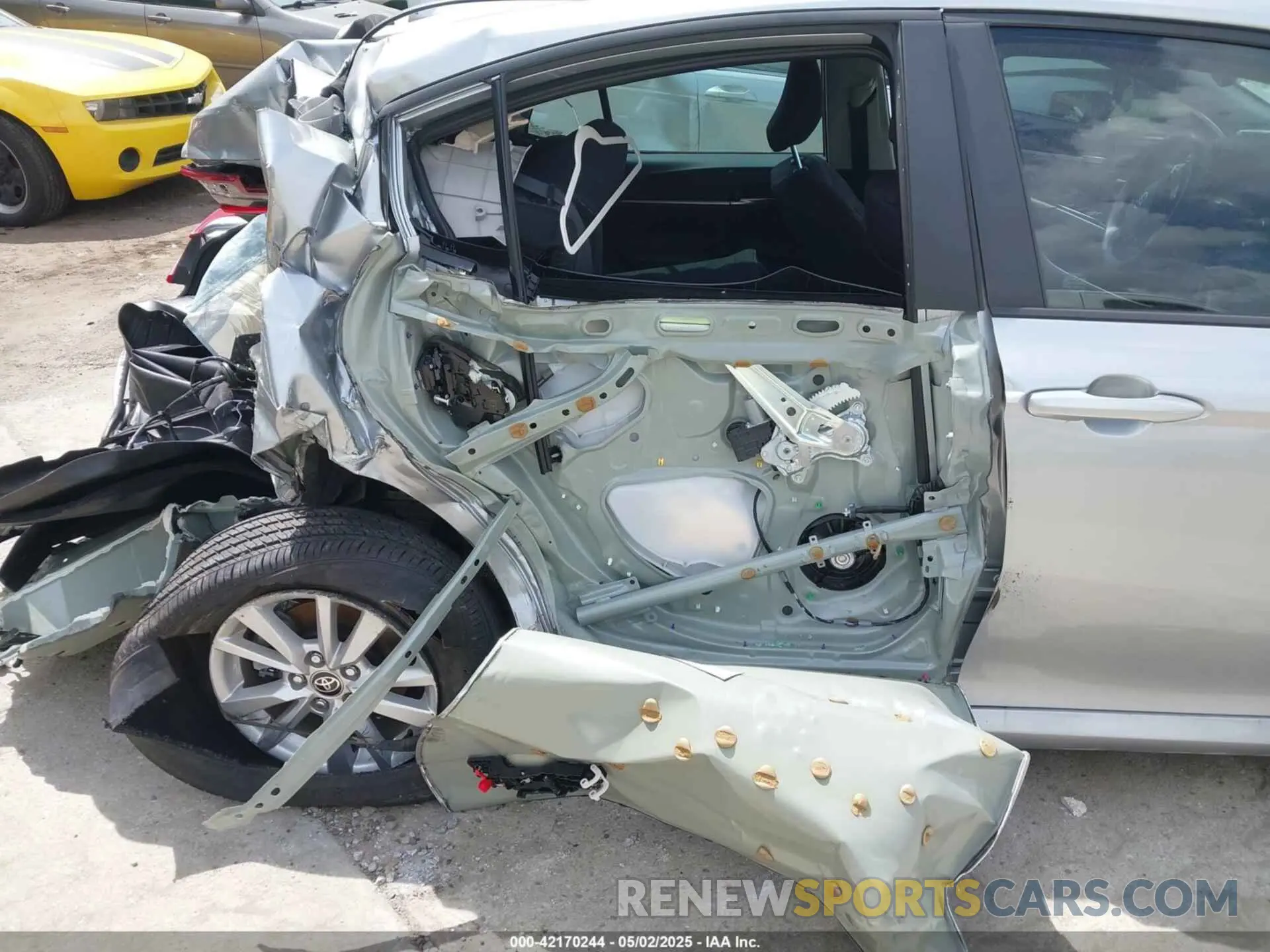 17 fotografías del automóvil dañado 4T1DAACKXSU037811 TOYOTA CAMRY 2025