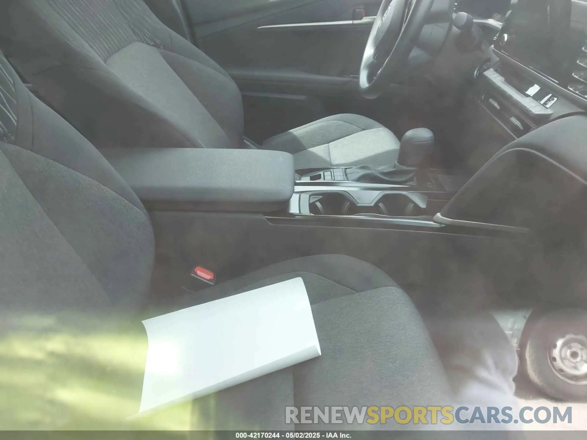 5 fotografías del automóvil dañado 4T1DAACKXSU037811 TOYOTA CAMRY 2025