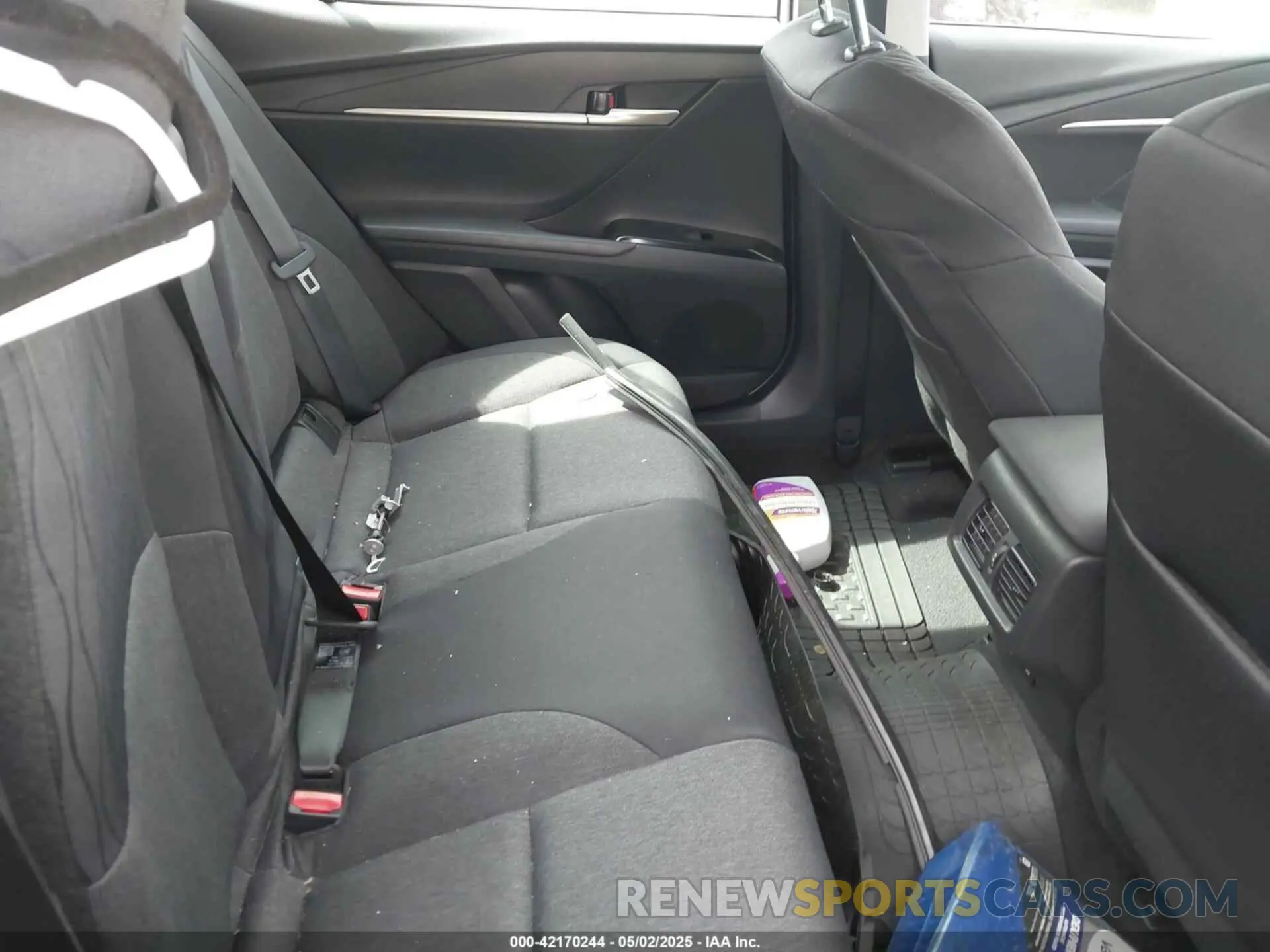 8 fotografías del automóvil dañado 4T1DAACKXSU037811 TOYOTA CAMRY 2025