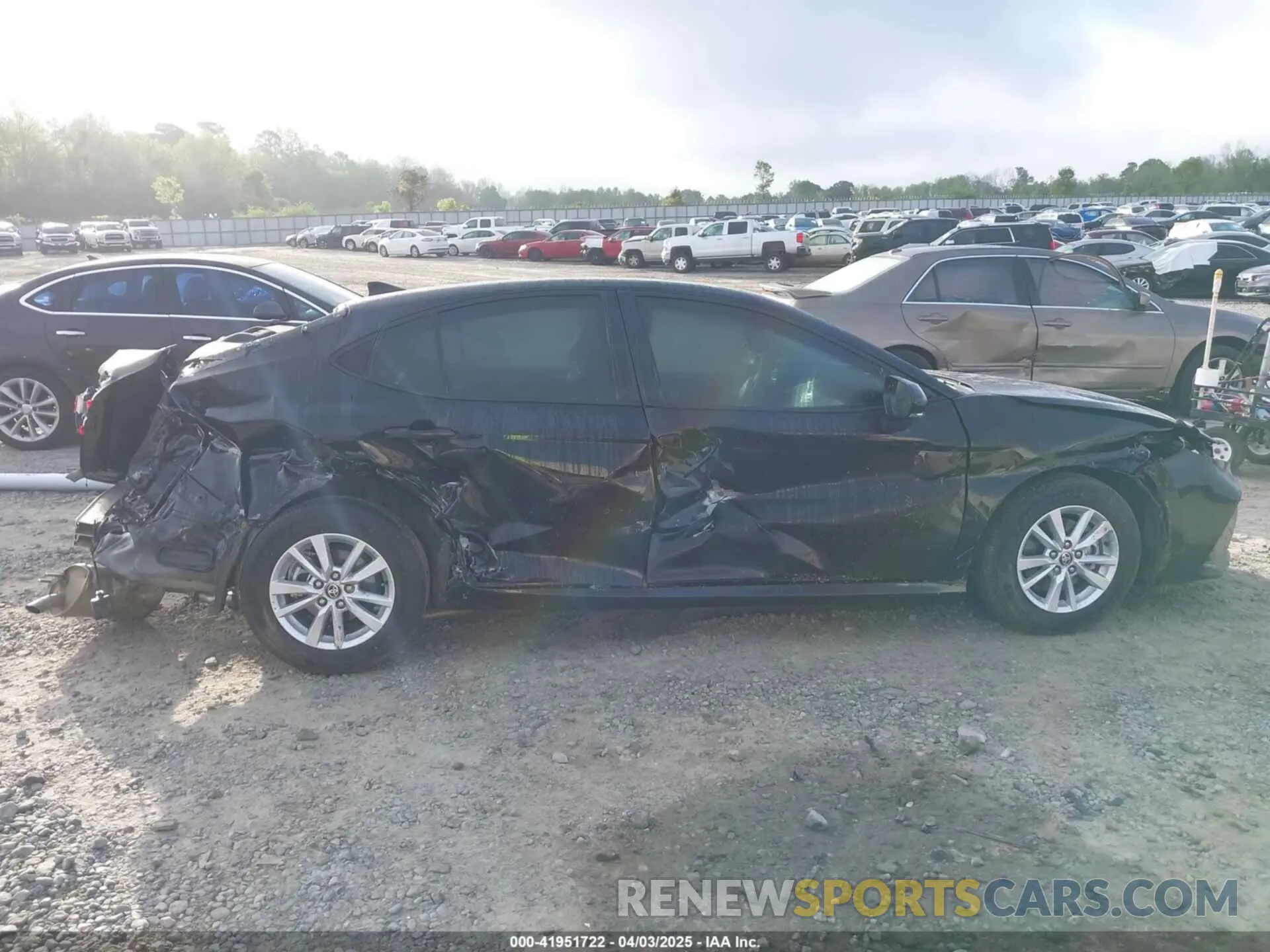 13 fotografías del automóvil dañado 4T1DAACKXSU044273 TOYOTA CAMRY 2025
