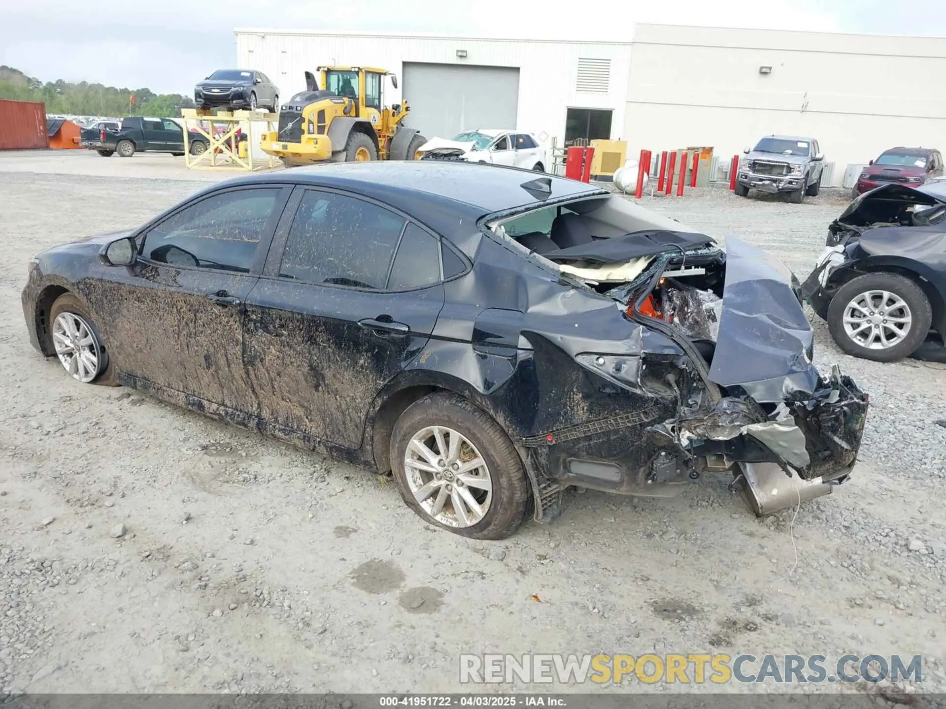 3 fotografías del automóvil dañado 4T1DAACKXSU044273 TOYOTA CAMRY 2025