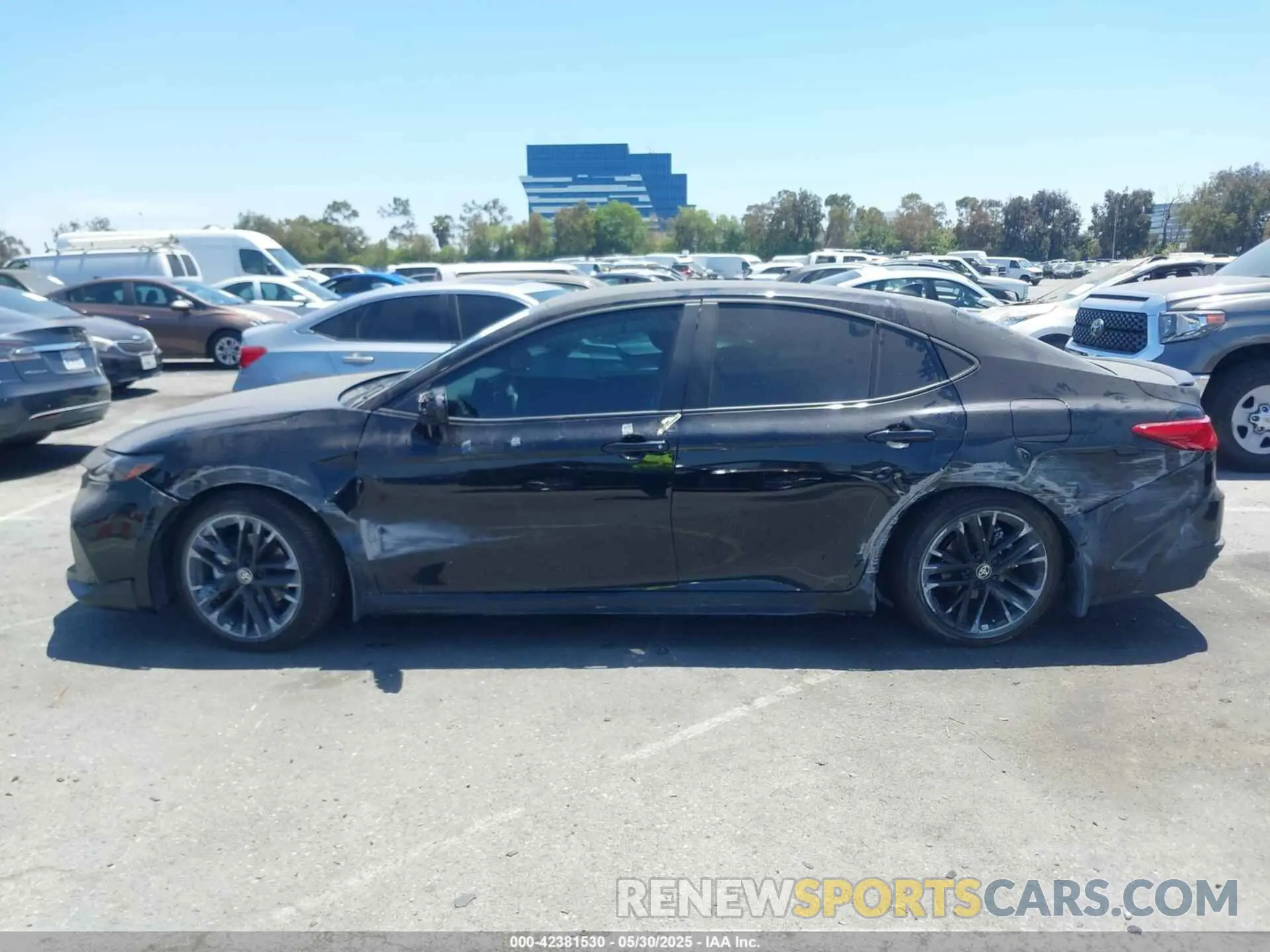 14 fotografías del automóvil dañado 4T1DAACKXSU058108 TOYOTA CAMRY 2025