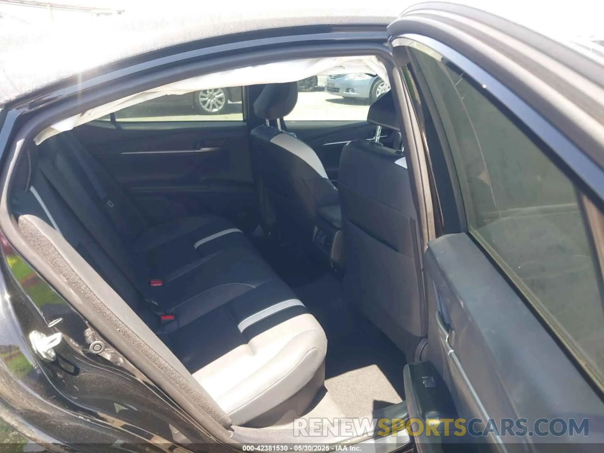 8 fotografías del automóvil dañado 4T1DAACKXSU058108 TOYOTA CAMRY 2025