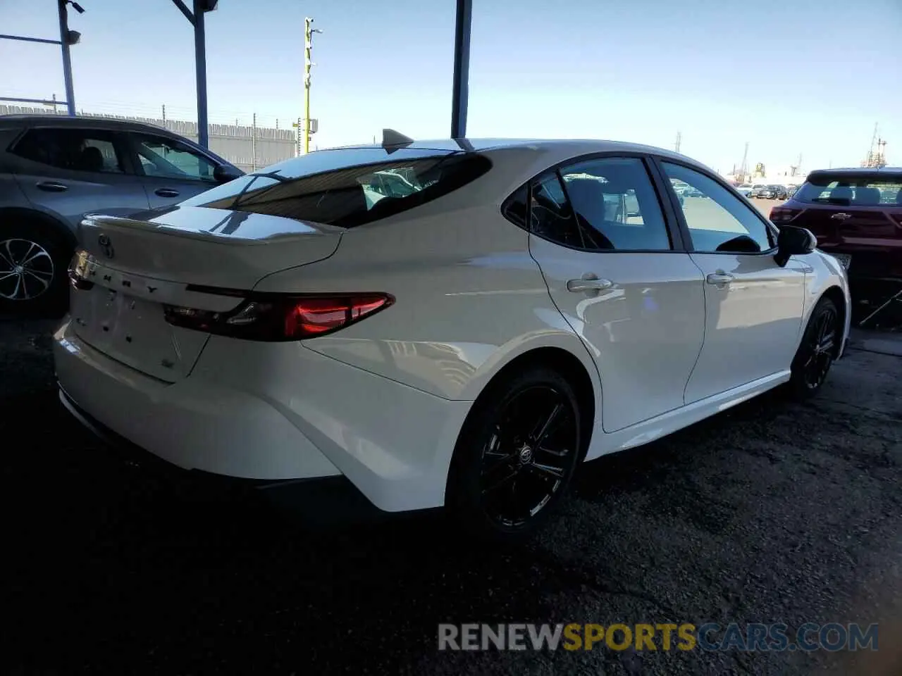 3 fotografías del automóvil dañado 4T1DAACKXSU073787 TOYOTA CAMRY 2025