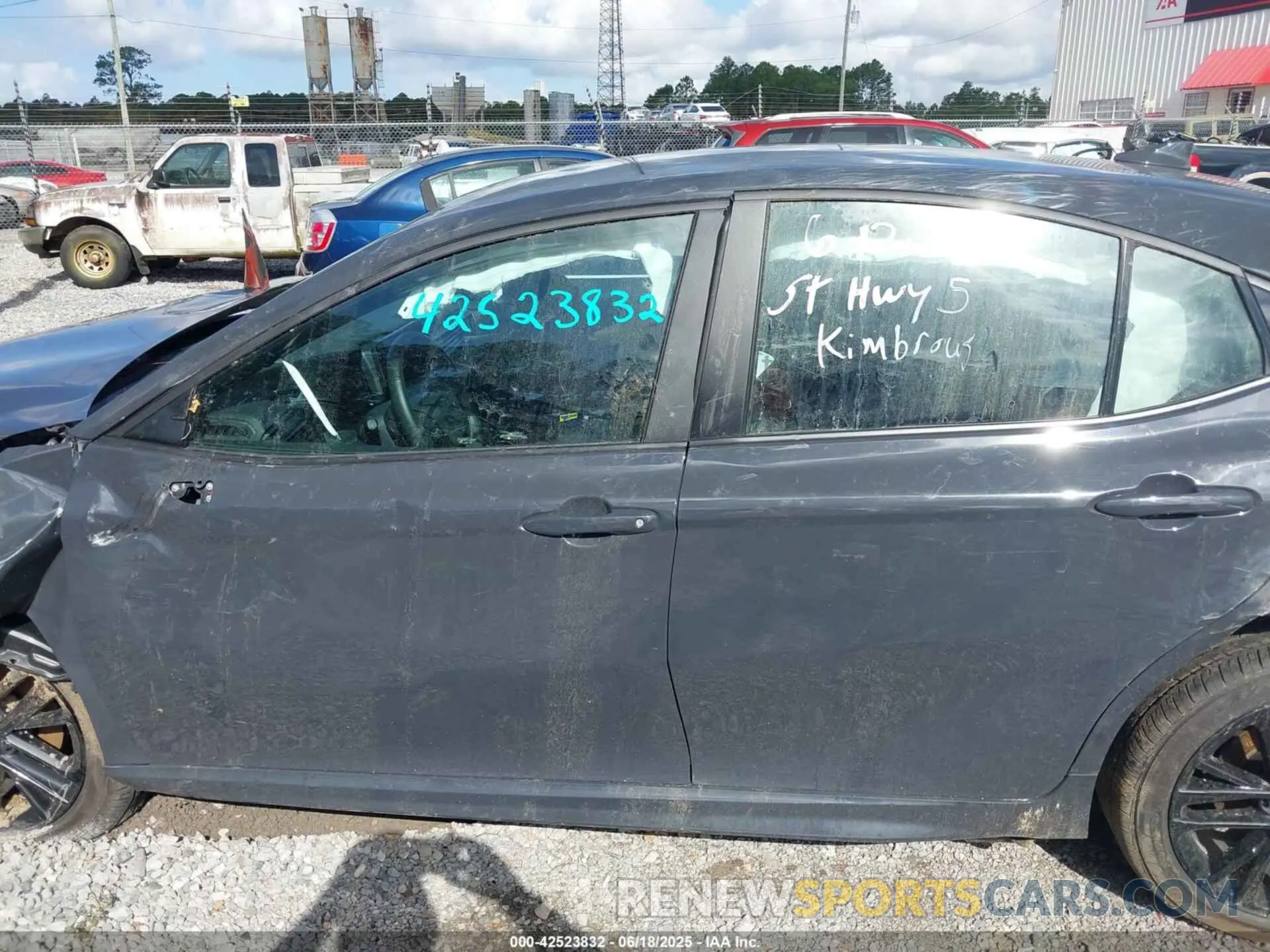 14 fotografías del automóvil dañado 4T1DAACKXSU090590 TOYOTA CAMRY 2025