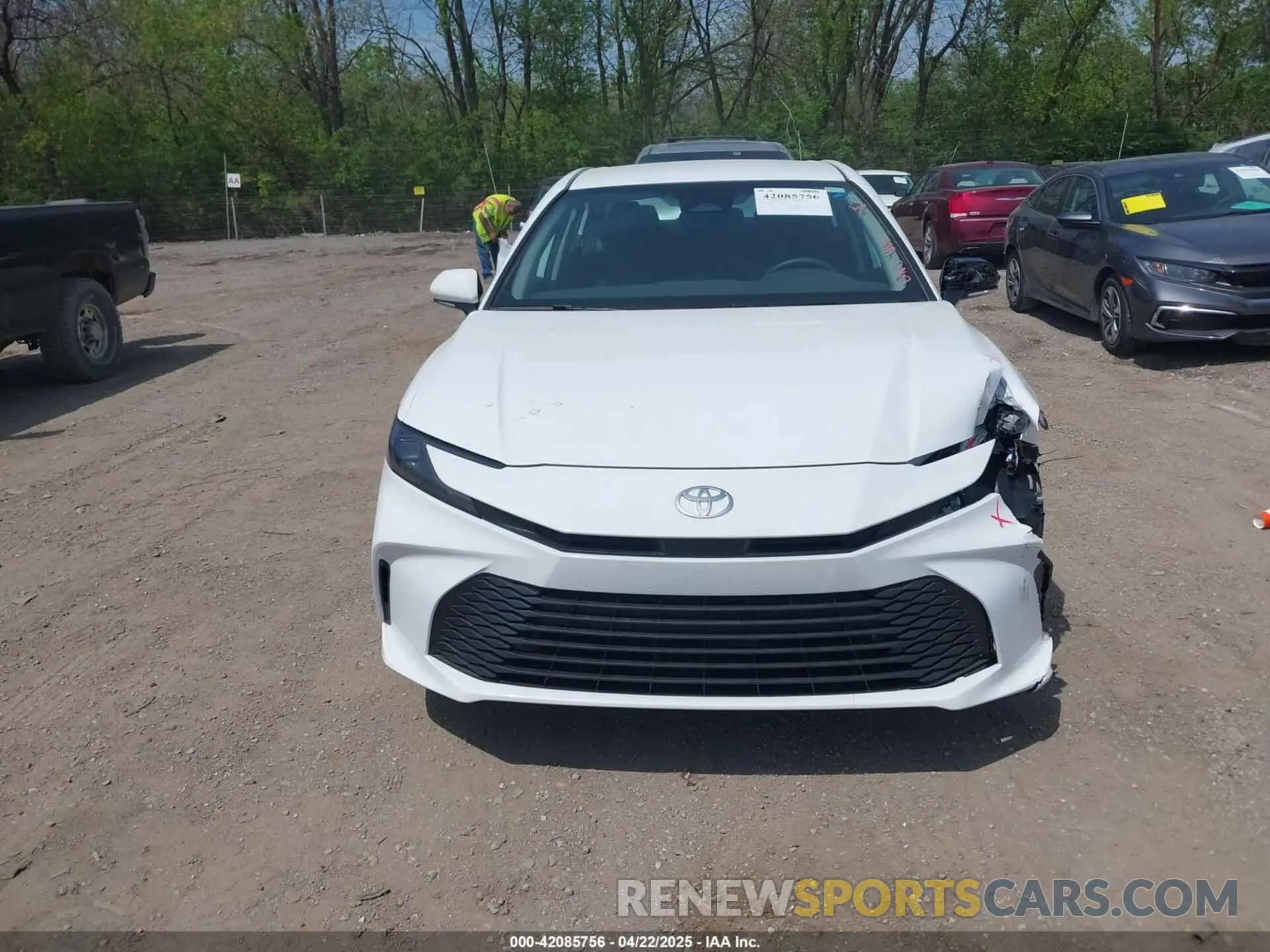 12 fotografías del automóvil dañado 4T1DAACKXSU131655 TOYOTA CAMRY 2025