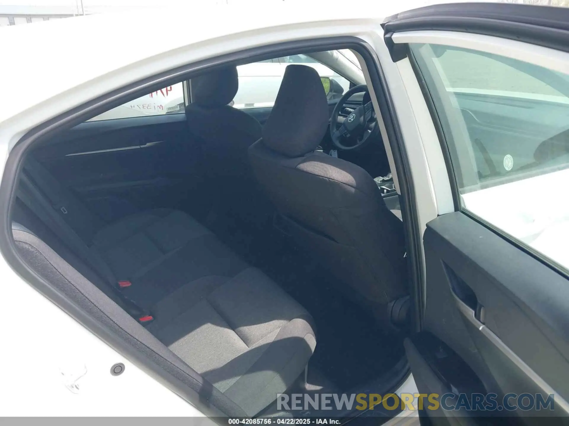 8 fotografías del automóvil dañado 4T1DAACKXSU131655 TOYOTA CAMRY 2025