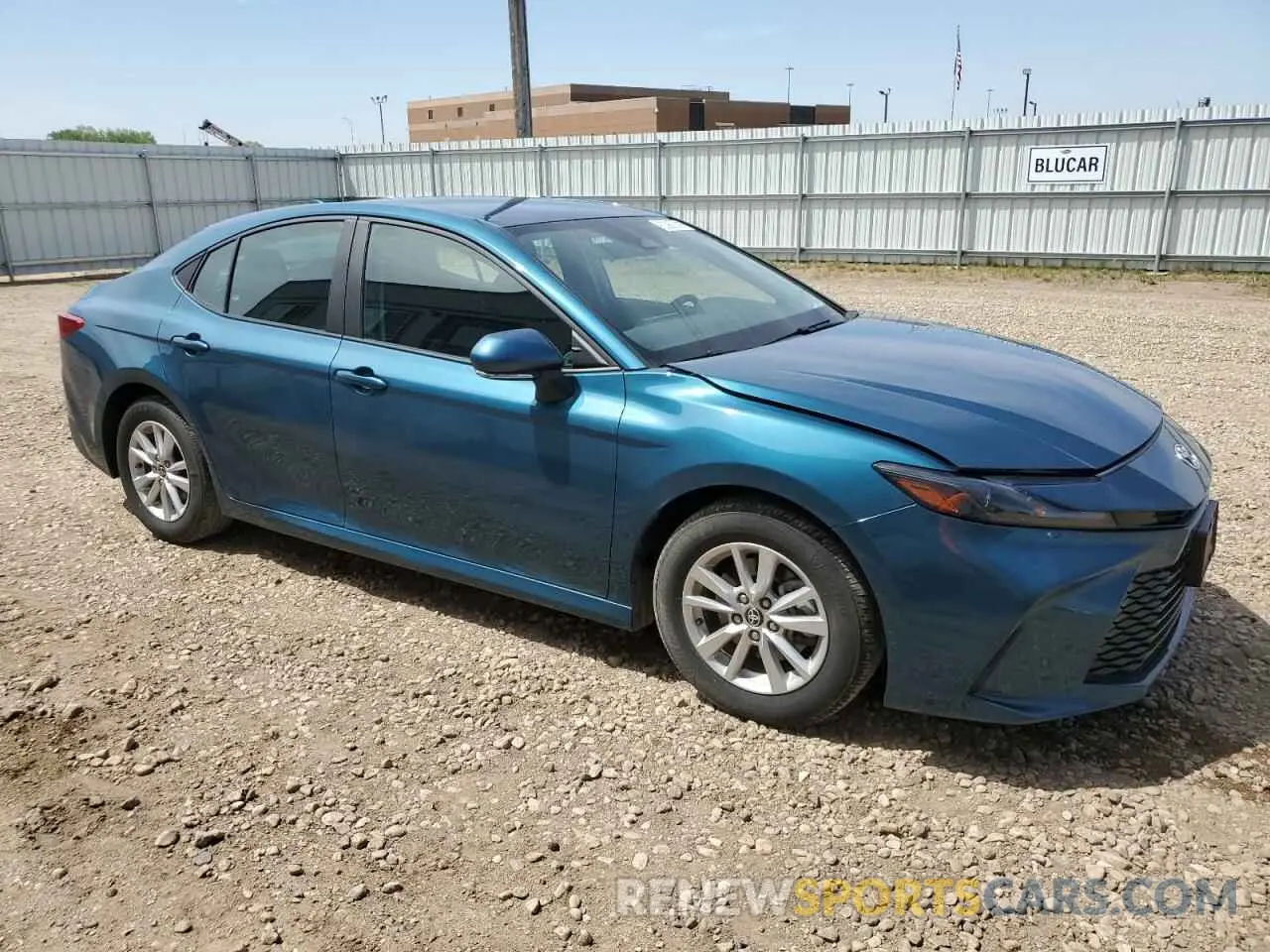 4 fotografías del automóvil dañado 4T1DAACKXSU510834 TOYOTA CAMRY 2025