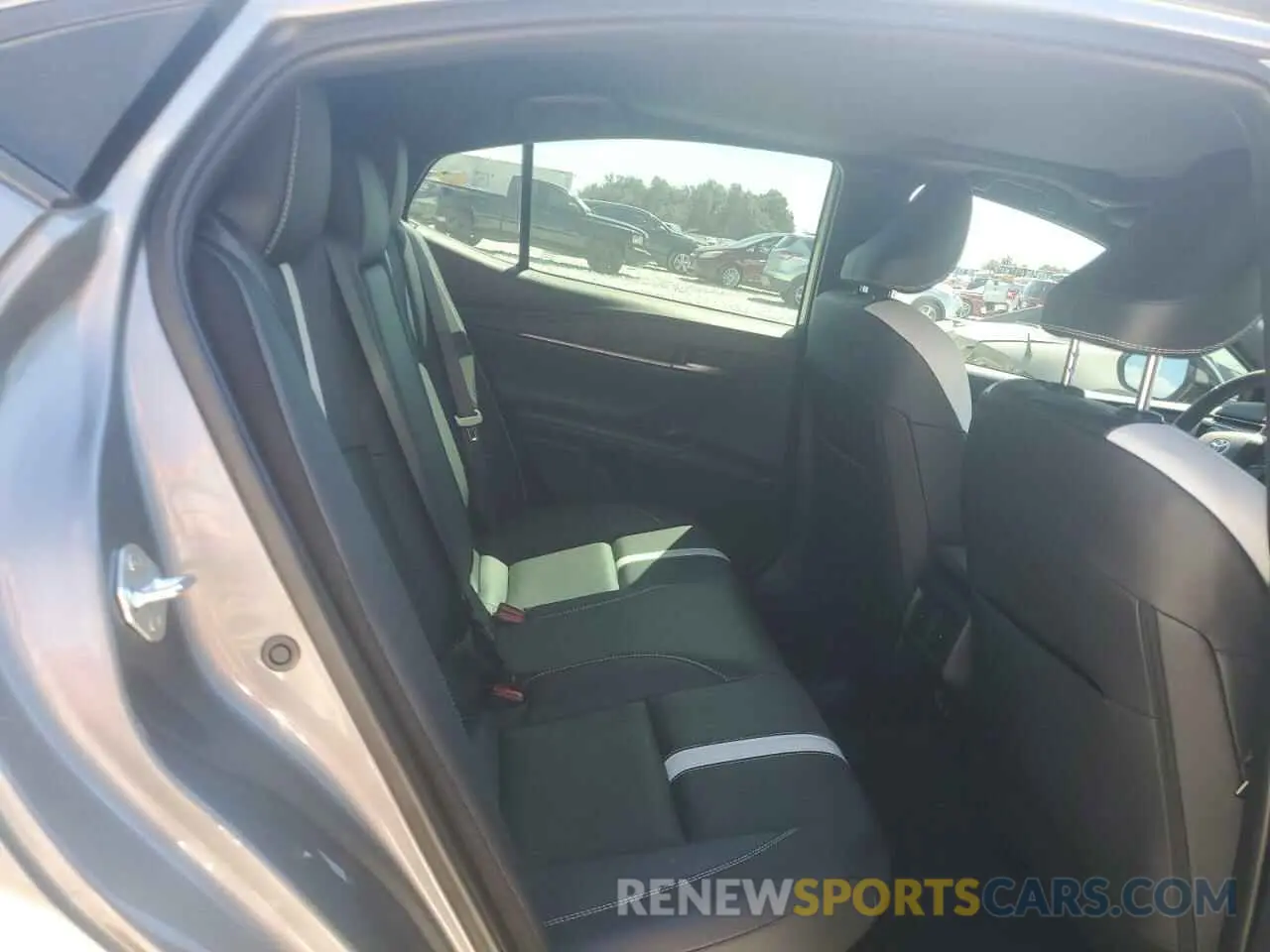 10 fotografías del automóvil dañado 4T1DAACKXSU511577 TOYOTA CAMRY 2025