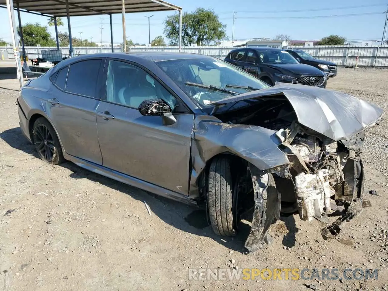 4 fotografías del automóvil dañado 4T1DAACKXSU517010 TOYOTA CAMRY 2025