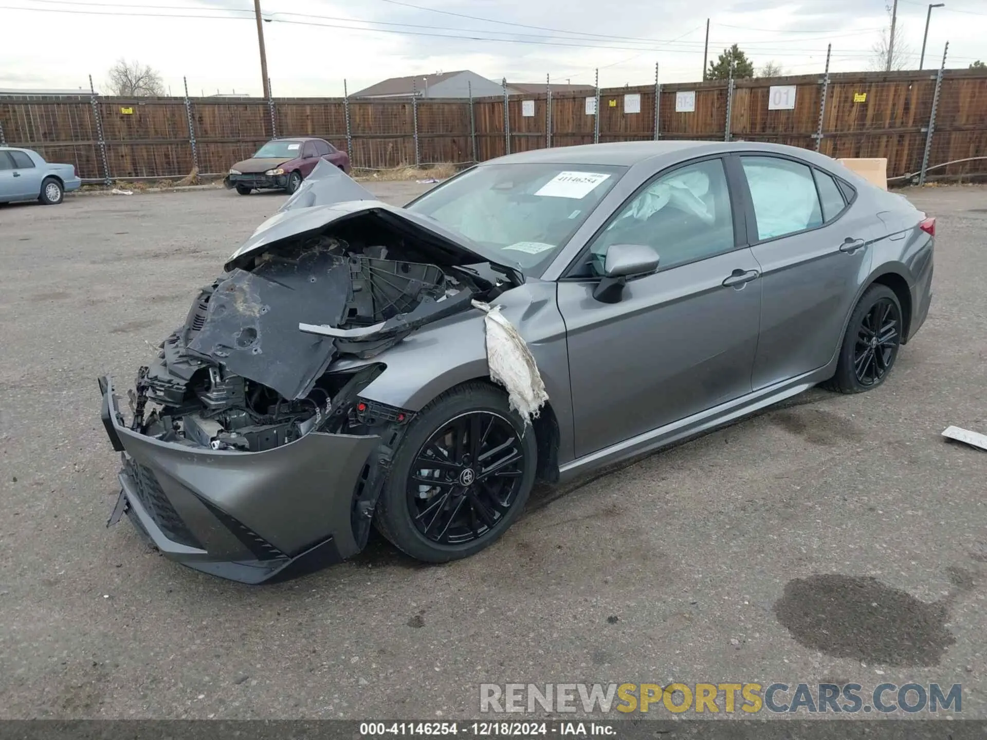 2 fotografías del automóvil dañado 4T1DAACKXSU527987 TOYOTA CAMRY 2025