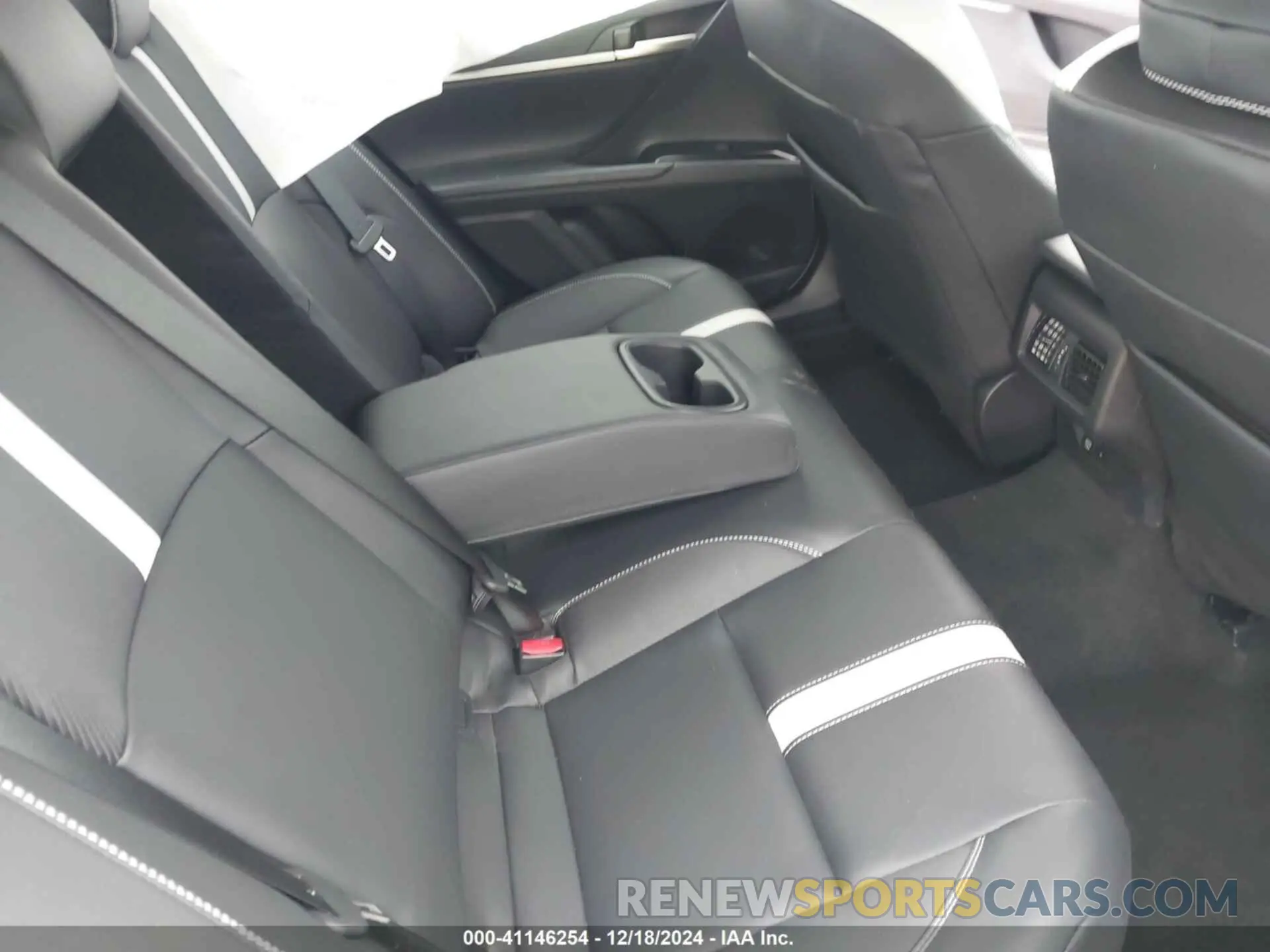 8 fotografías del automóvil dañado 4T1DAACKXSU527987 TOYOTA CAMRY 2025