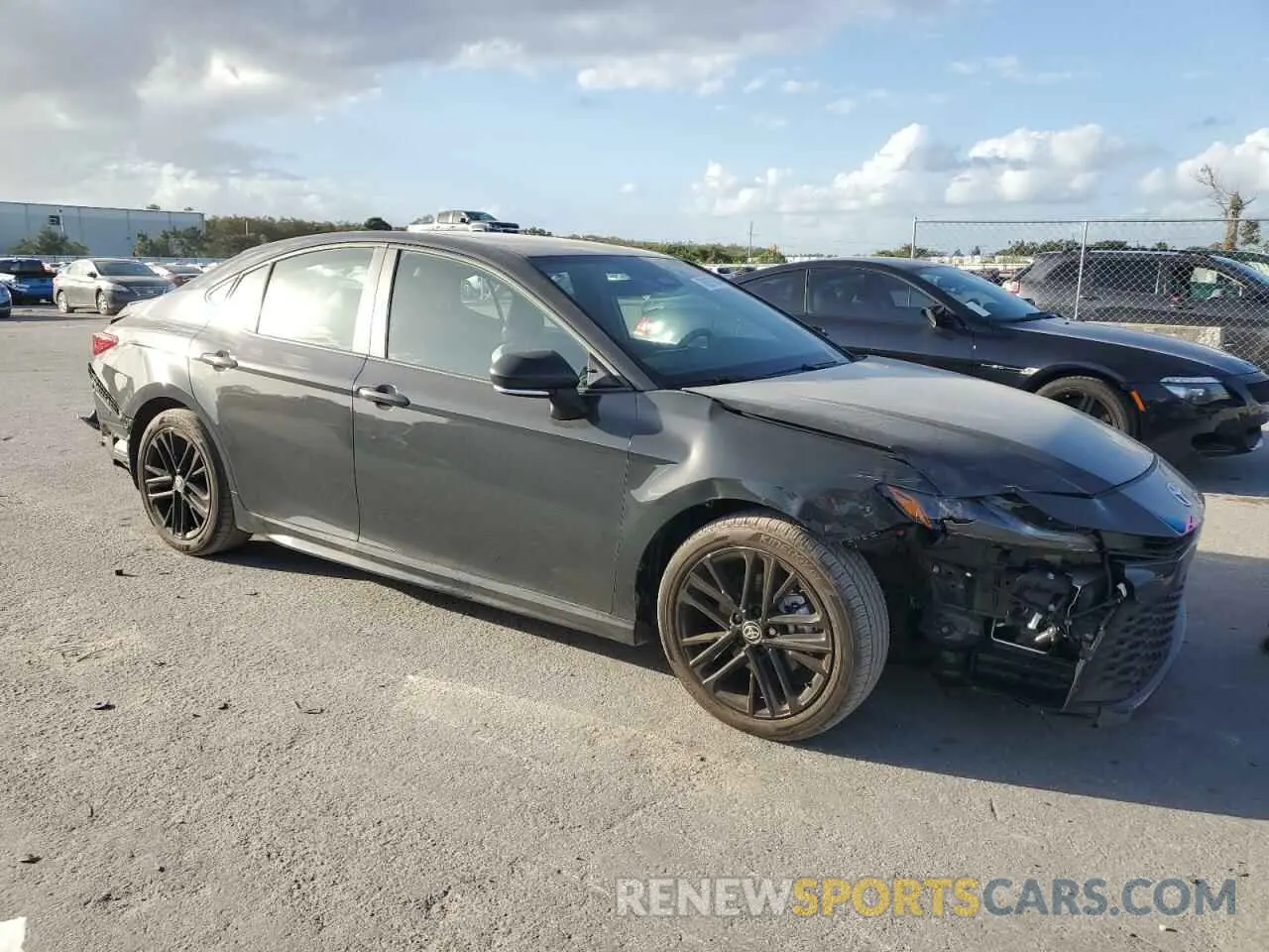 4 fotografías del automóvil dañado 4T1DAACKXSU532364 TOYOTA CAMRY 2025