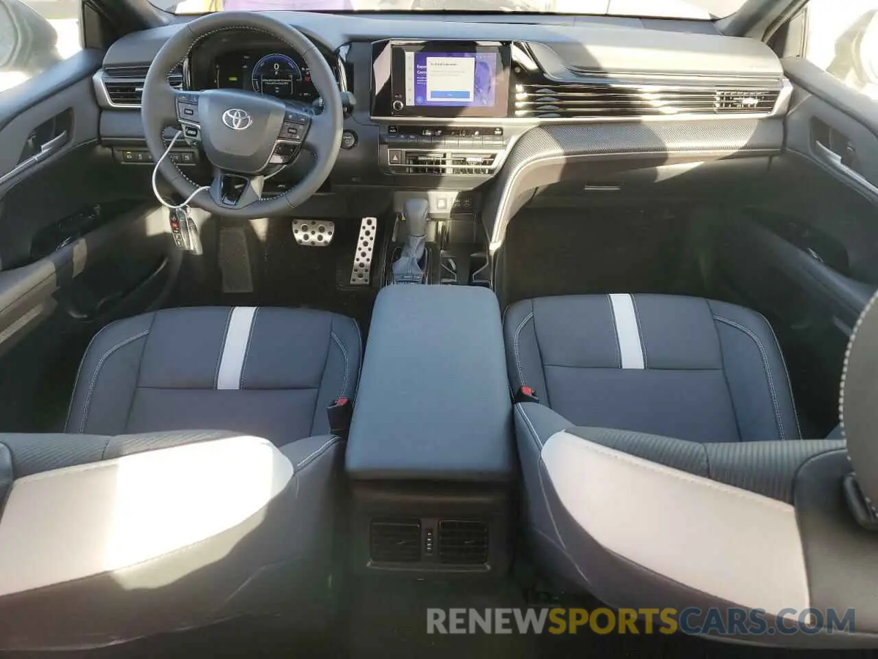 8 fotografías del automóvil dañado 4T1DAACKXSU532364 TOYOTA CAMRY 2025